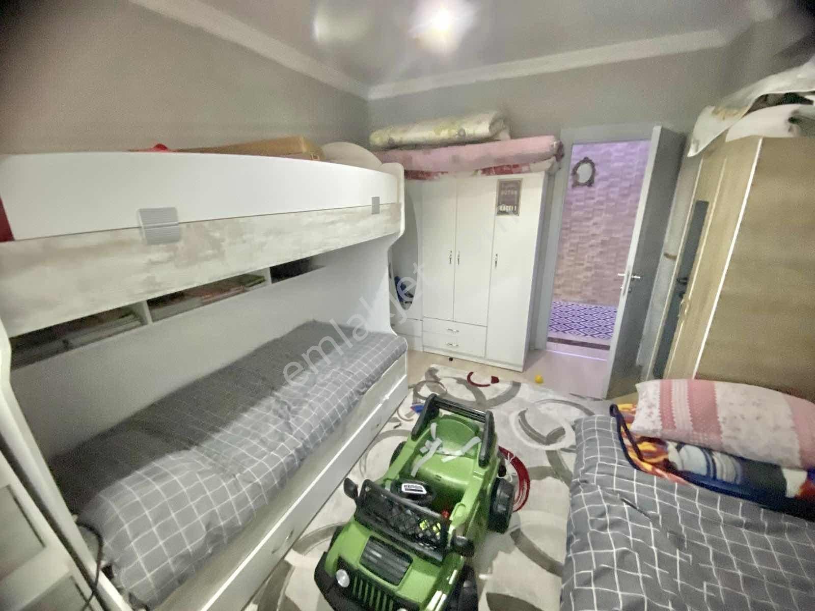 Kızılarıkta 2+1 Ebeveyn Banyolu Ayrı Mutfak Asansörlü Arakat - Görsel 3