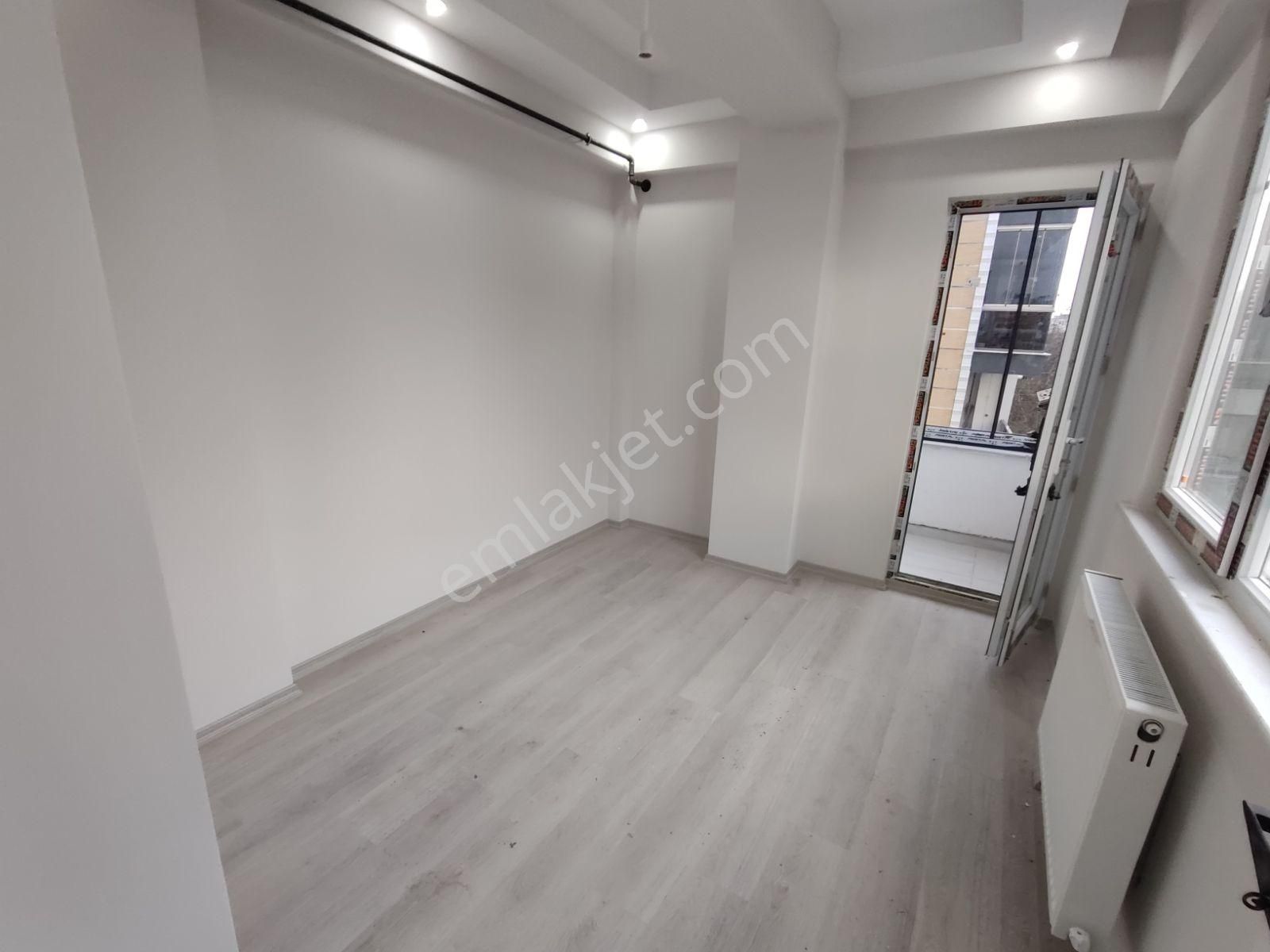 Sınırsız Kredi Cumhuriyet Parkı Dibinde Arakat Koridorlu Lüks1+1 - Görsel 3