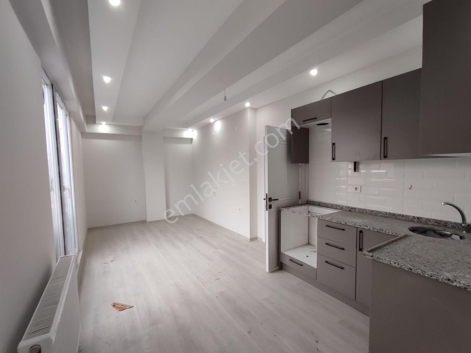 Sınırsız Kredi Cumhuriyet Parkı Dibinde Arakat Koridorlu Lüks1+1 - Görsel 11