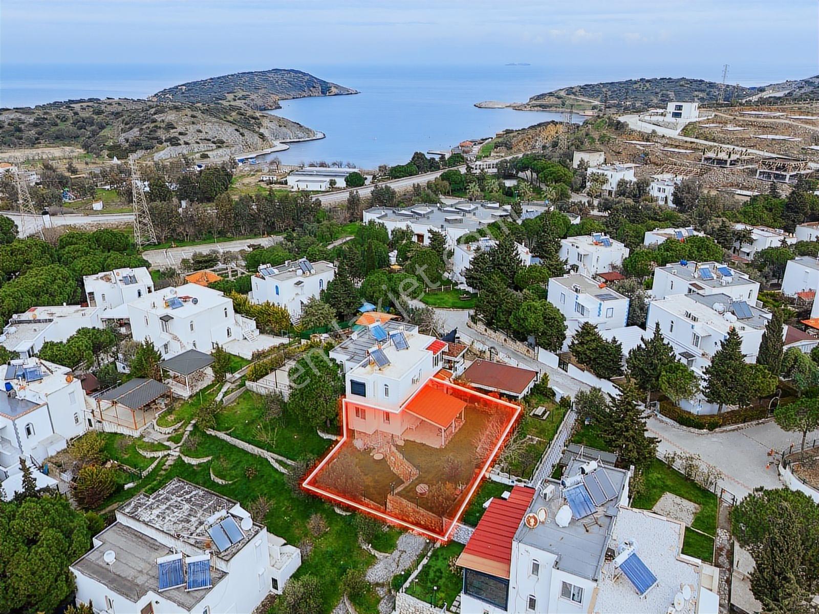 Foça Fotaş Tatil Köyü'nde Bahçeli Satılık 1+1 Daire - Görsel 14
