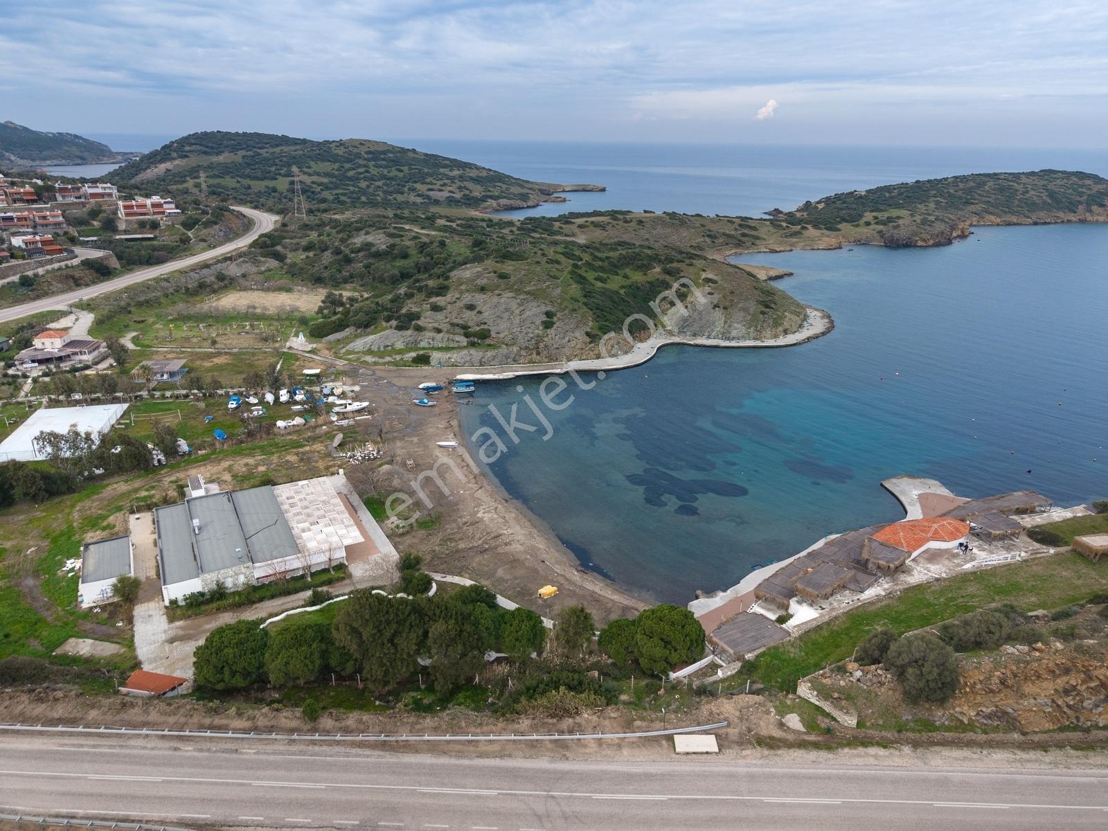 Foça Fotaş Tatil Köyü'nde Bahçeli Satılık 1+1 Daire - Görsel 17
