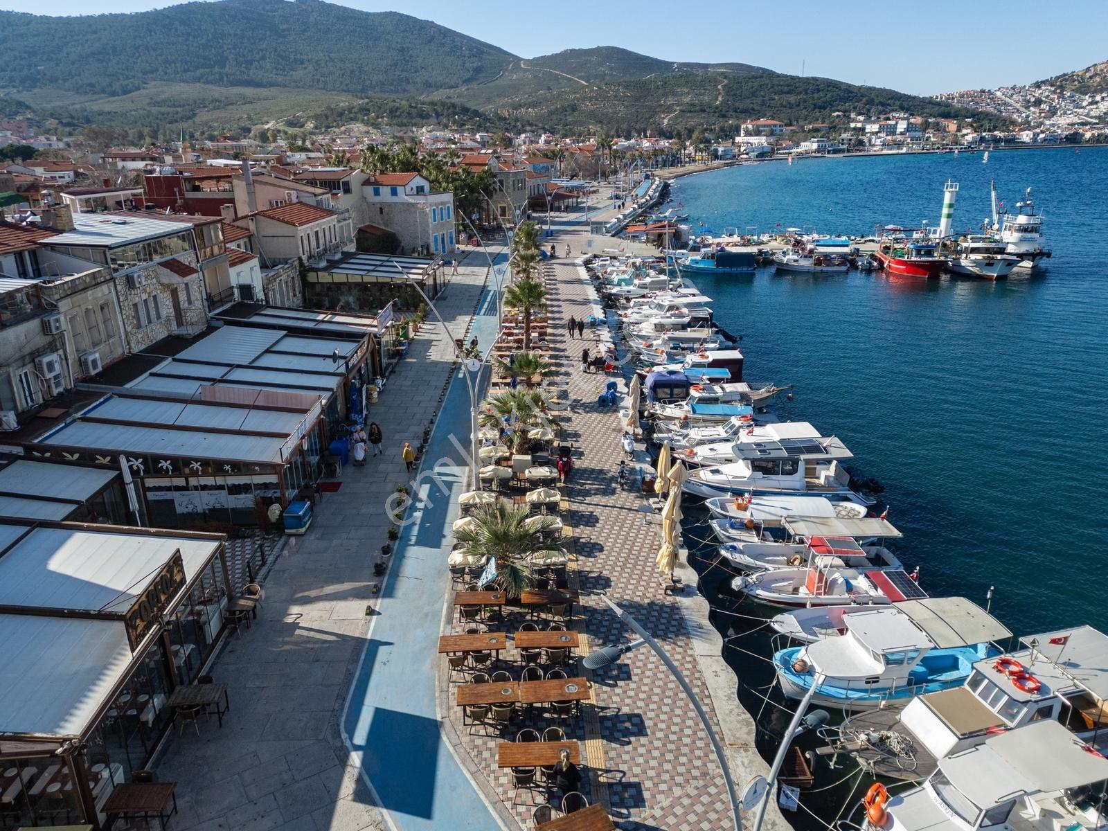 Foça Fotaş Tatil Köyü'nde Bahçeli Satılık 1+1 Daire - Görsel 35