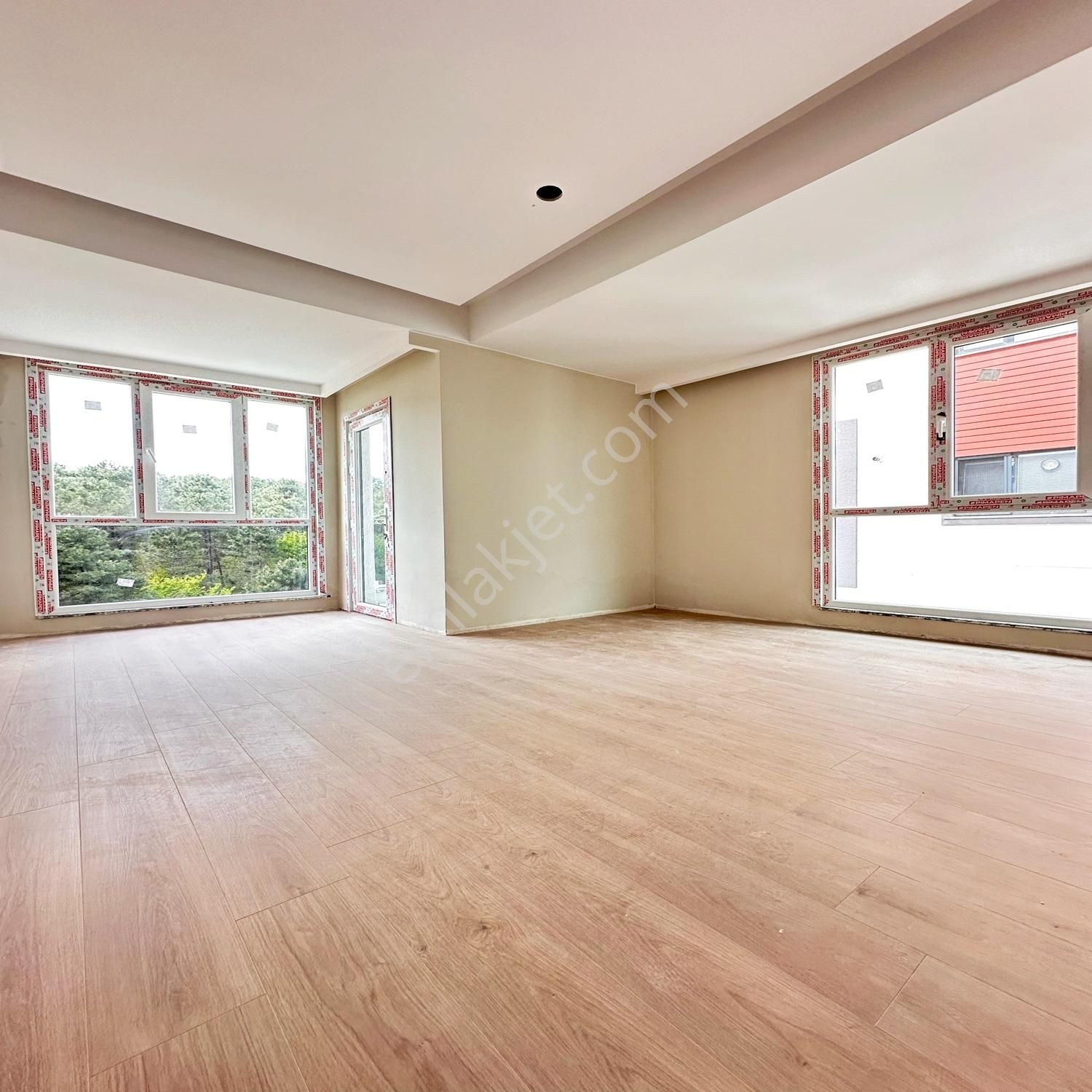 Çekmeköy Yapı Gayrimenkul'den Full Orman Manzaralı 2+1 Ara Kat ! - Görsel 19