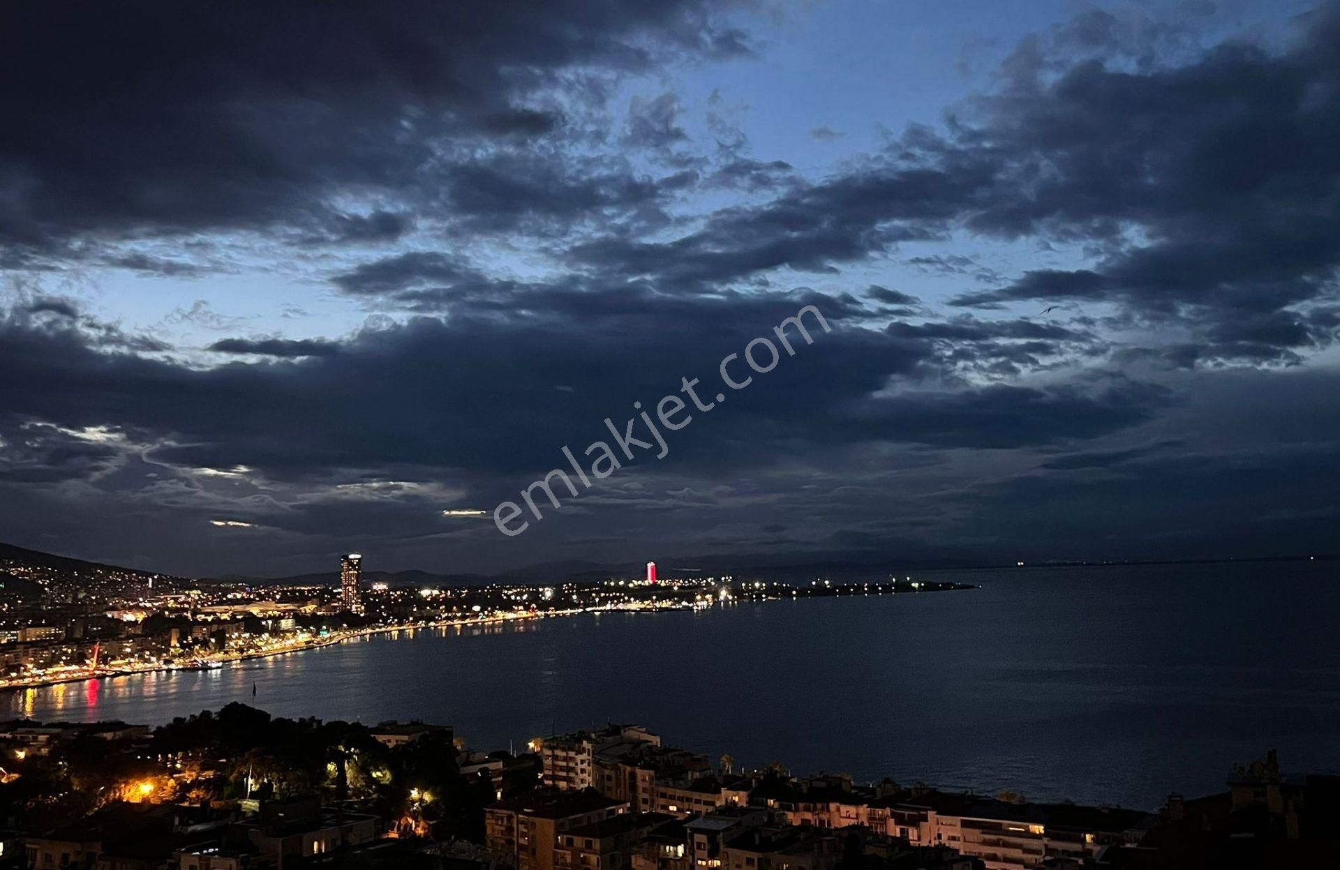 Asil'den Hakimevlerinde 3+1 Net 150 M2 3 Cepheli Deniz Manzaralı