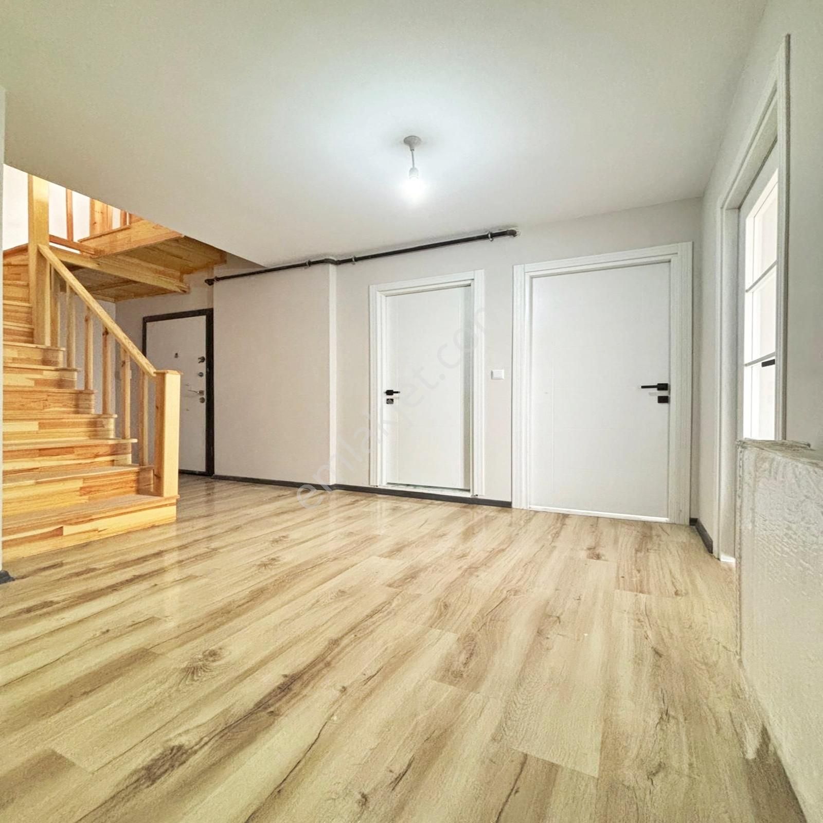 Çekmeköy Yapı Gayrimenkul'den Merkezi Lokasyon 3+1 Üst Dubleks - Görsel 18