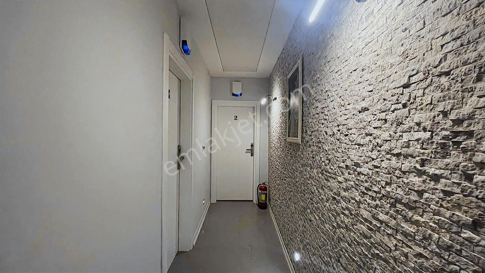 Narlıdere Mithatpaşa Cadde Üzeri Lüks 3+1 Satılık Daire - Görsel 9