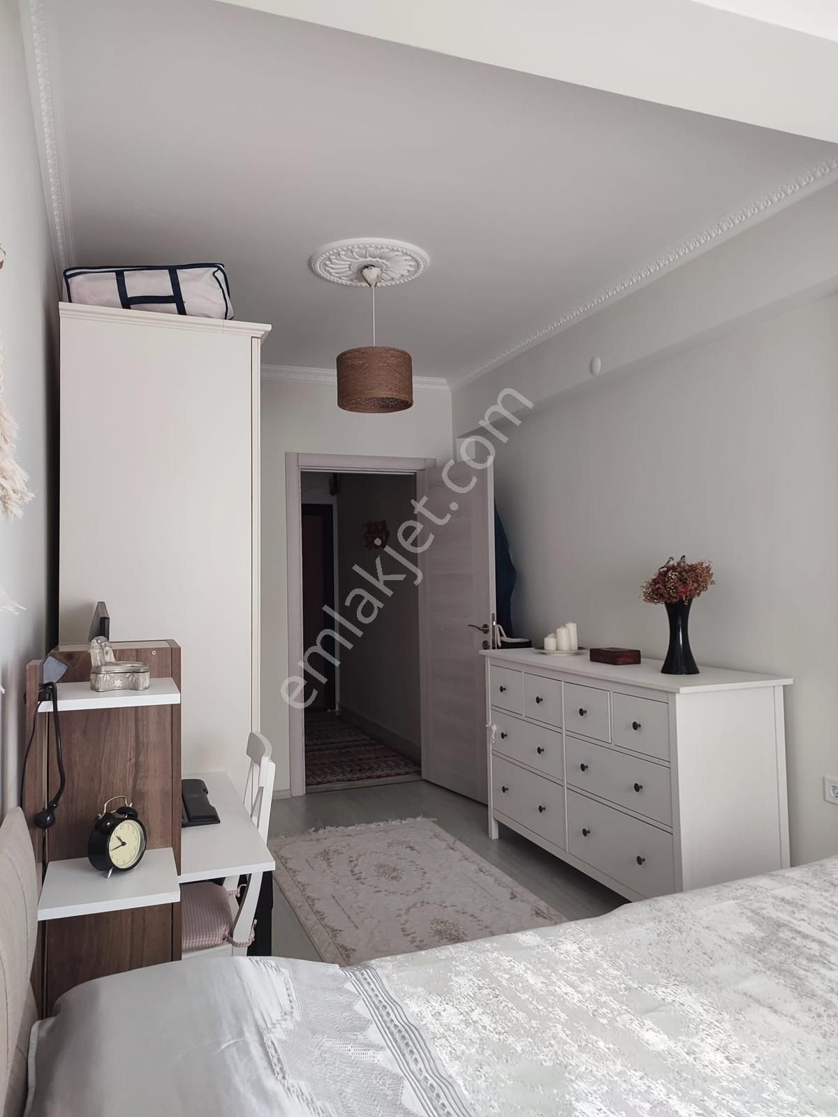 Menemen 29 Ekim Mahallesinde 2+1 Kiralık Daire - Görsel 12