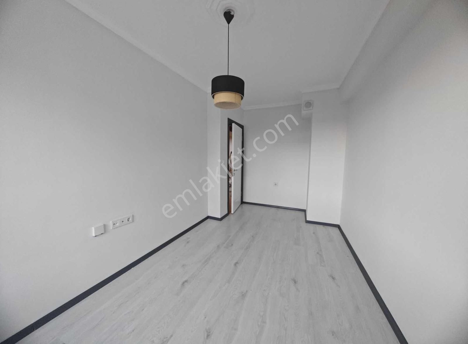 Sütlüce Mh İçem Kapısı Yanı Balkonlu Asansörlü Kiralık 2+0 Daire - Görsel 11