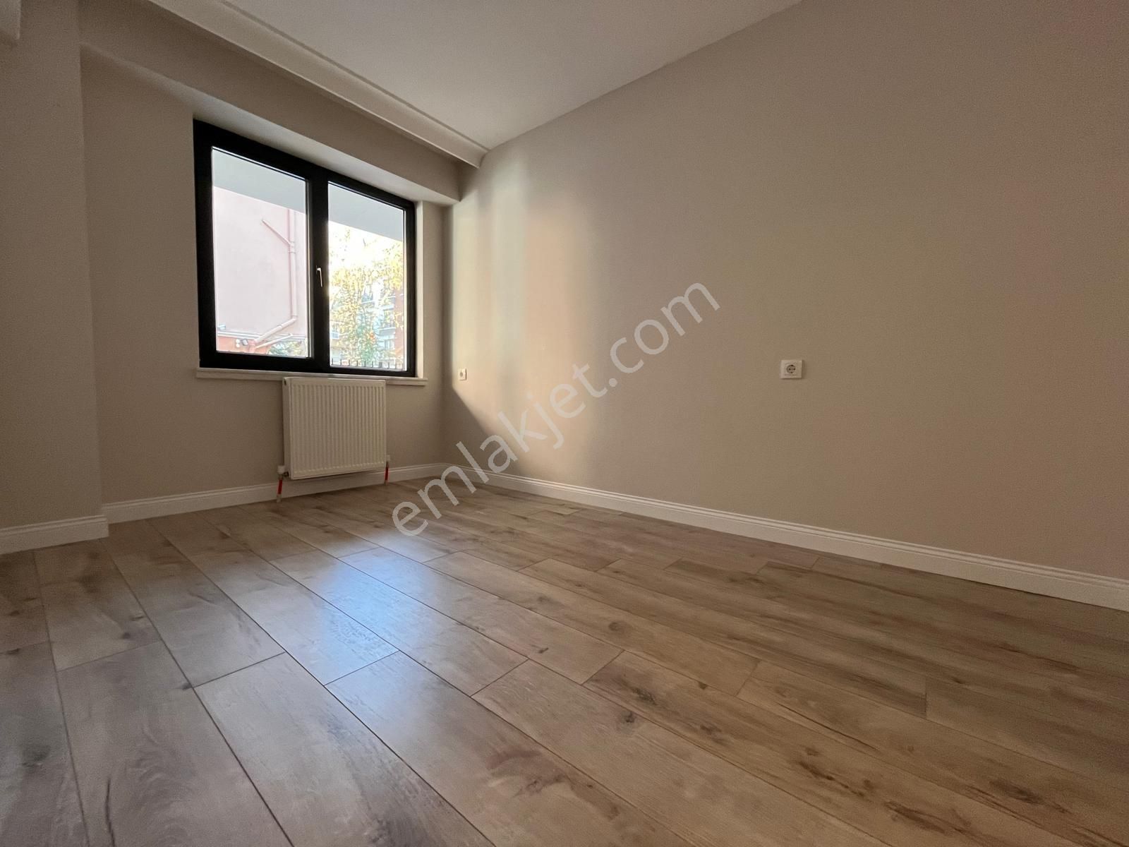 Sbell'den Bahçelievler'de Lüks Binada Teraslı 1+1 Sıfır Daire - Görsel 18