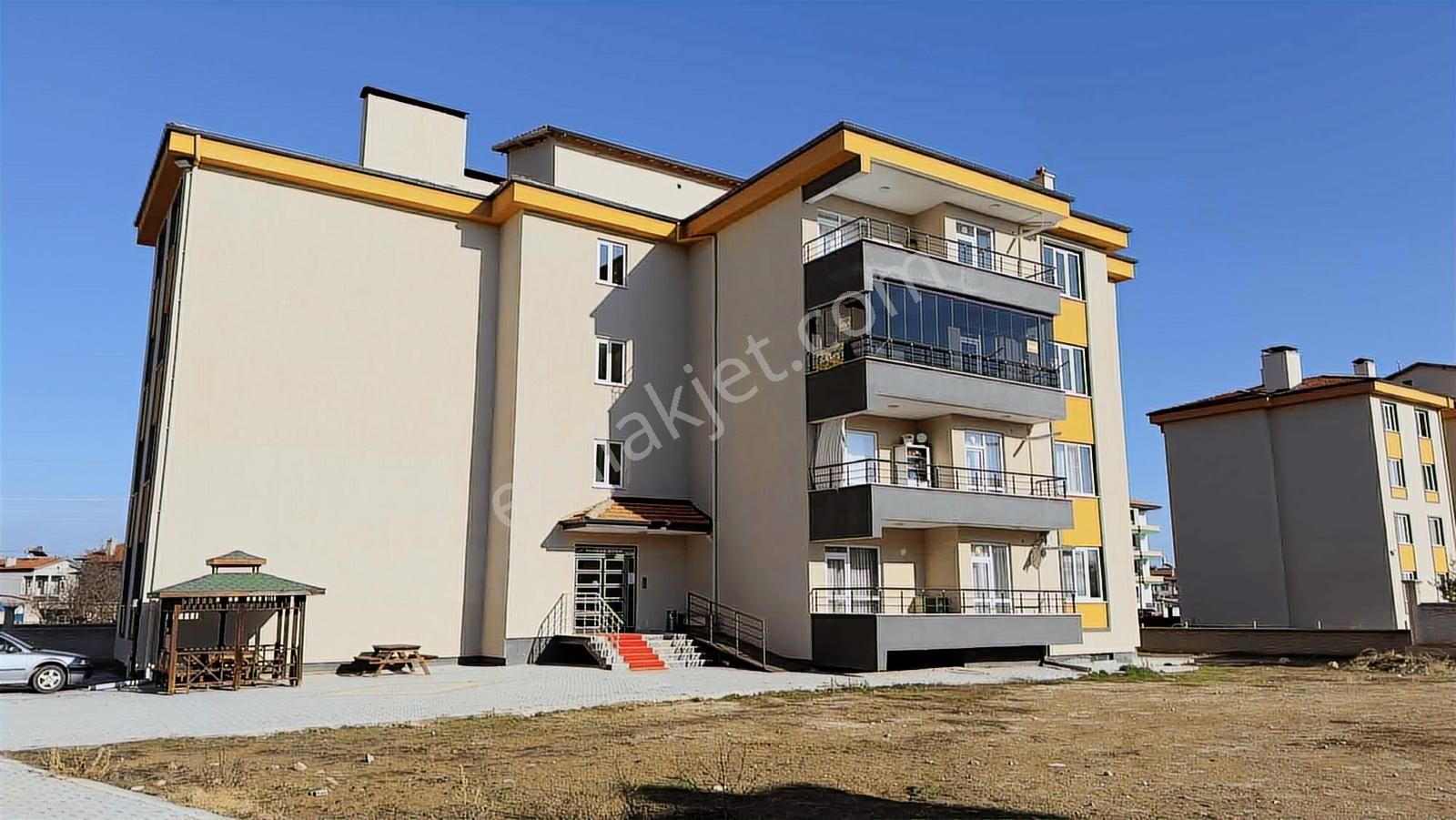 Karaaslan Mah.şelale Cad. Satılık Lüks 3+1 Daire Arakat Site İçi - Görsel 25
