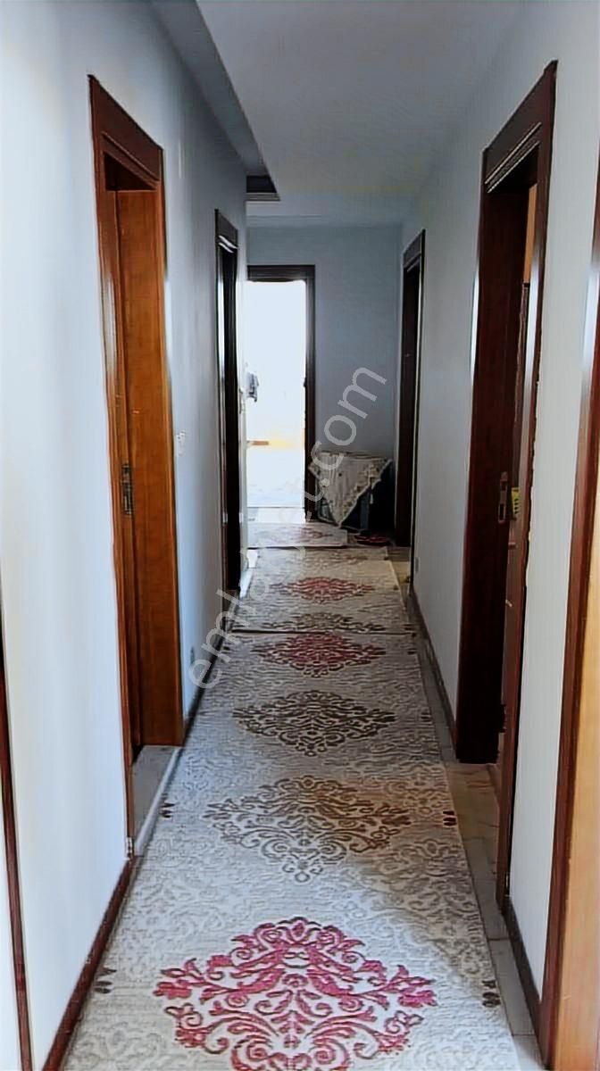 Stadyuma Yakın, Havuzlu, 3+1 Giyinme Odalı, Klimaya Gerek Yok - Görsel 17