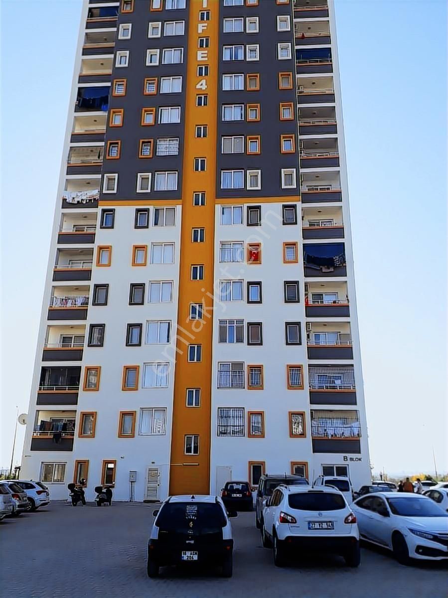 Stadyuma Yakın, Havuzlu, 3+1 Giyinme Odalı, Klimaya Gerek Yok - Görsel 29