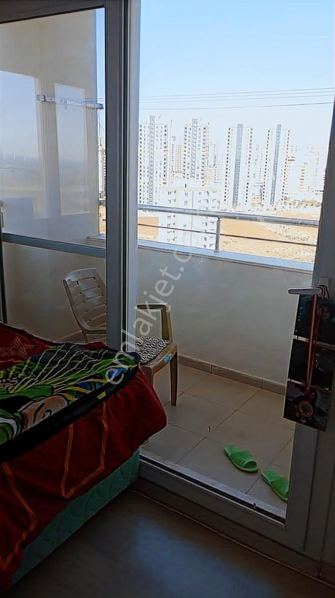 Stadyuma Yakın, Havuzlu, 3+1 Giyinme Odalı, Klimaya Gerek Yok - Görsel 25