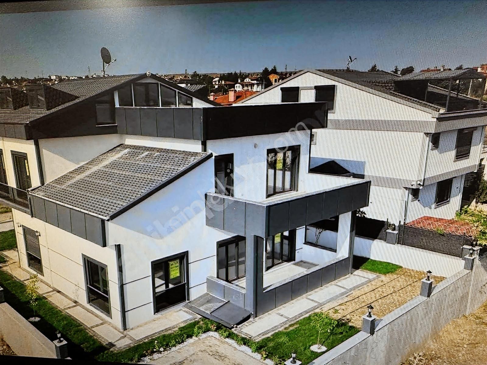 Ergüven İnşaat Mustakil 6+2 Villa İskanlı Arac Takasına Uygun - Görsel 5