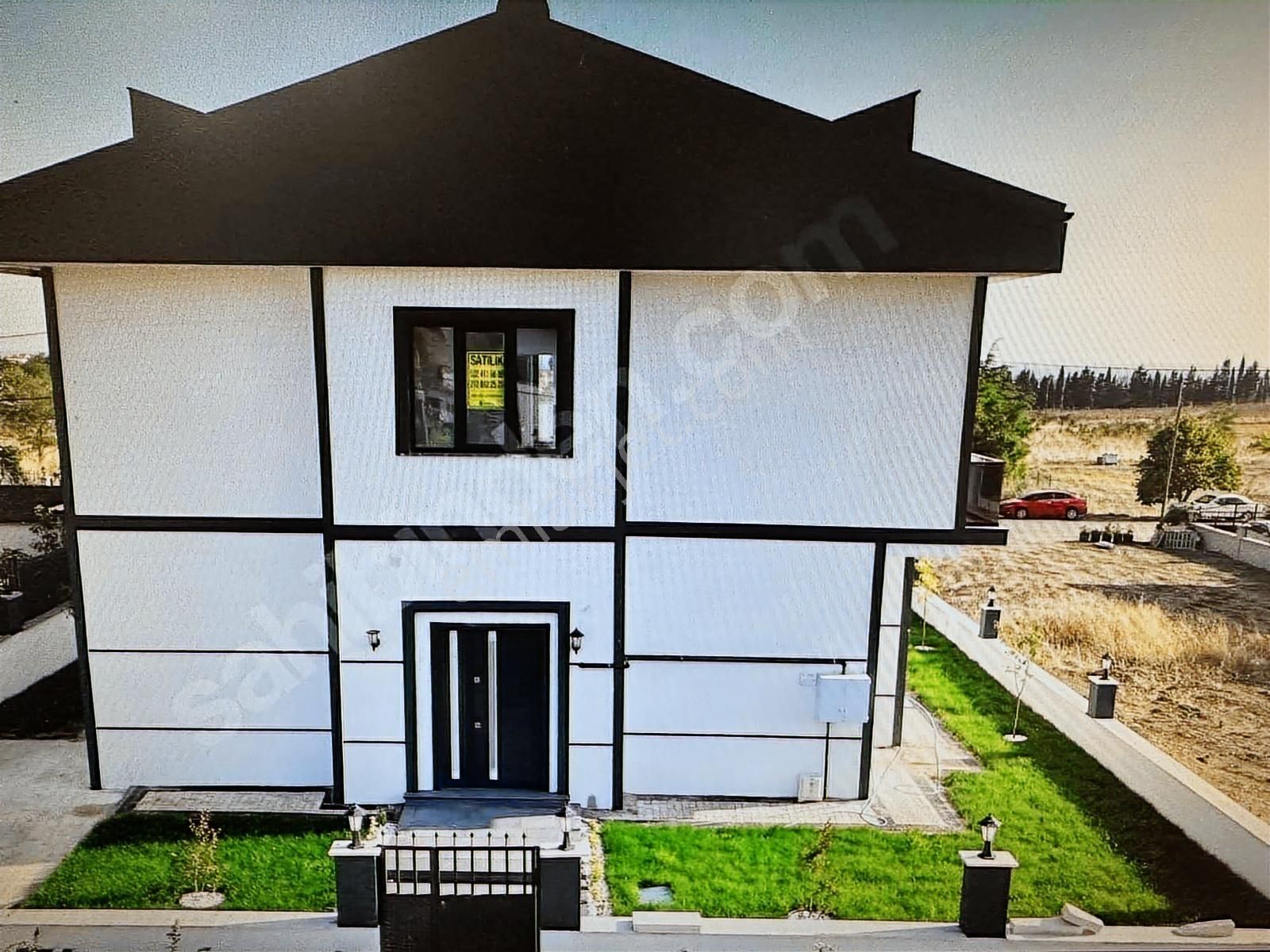 Ergüven İnşaat Mustakil 6+2 Villa İskanlı Arac Takasına Uygun - Görsel 28