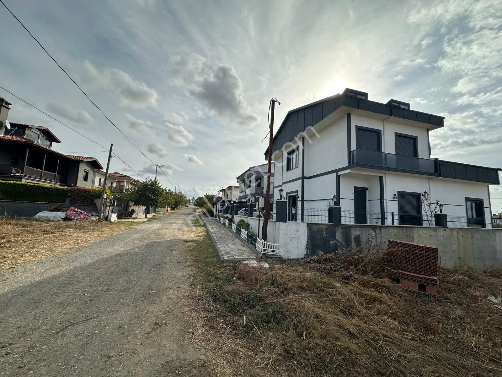 Ergüven İnşaat Mustakil 6+2 Villa İskanlı Arac Takasına Uygun - Görsel 20