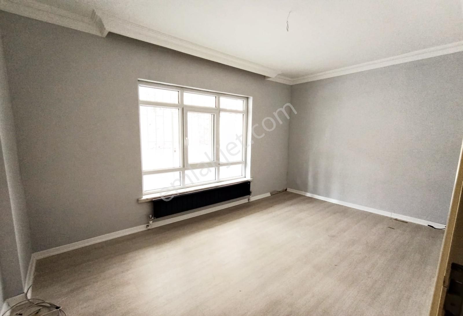 Ufuk Özdemir'den Fatih Caddesine Yakın 3+1 Giriş Kat Bağımsız - Görsel 17