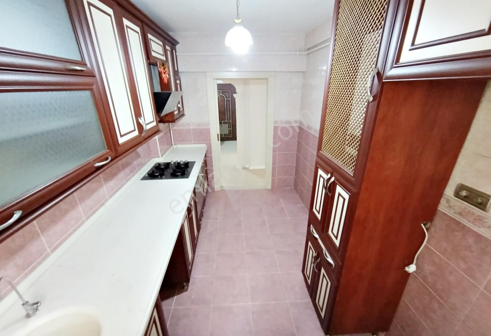 Ufuk Özdemir'den Fatih Caddesine Yakın 3+1 Giriş Kat Bağımsız - Görsel 34