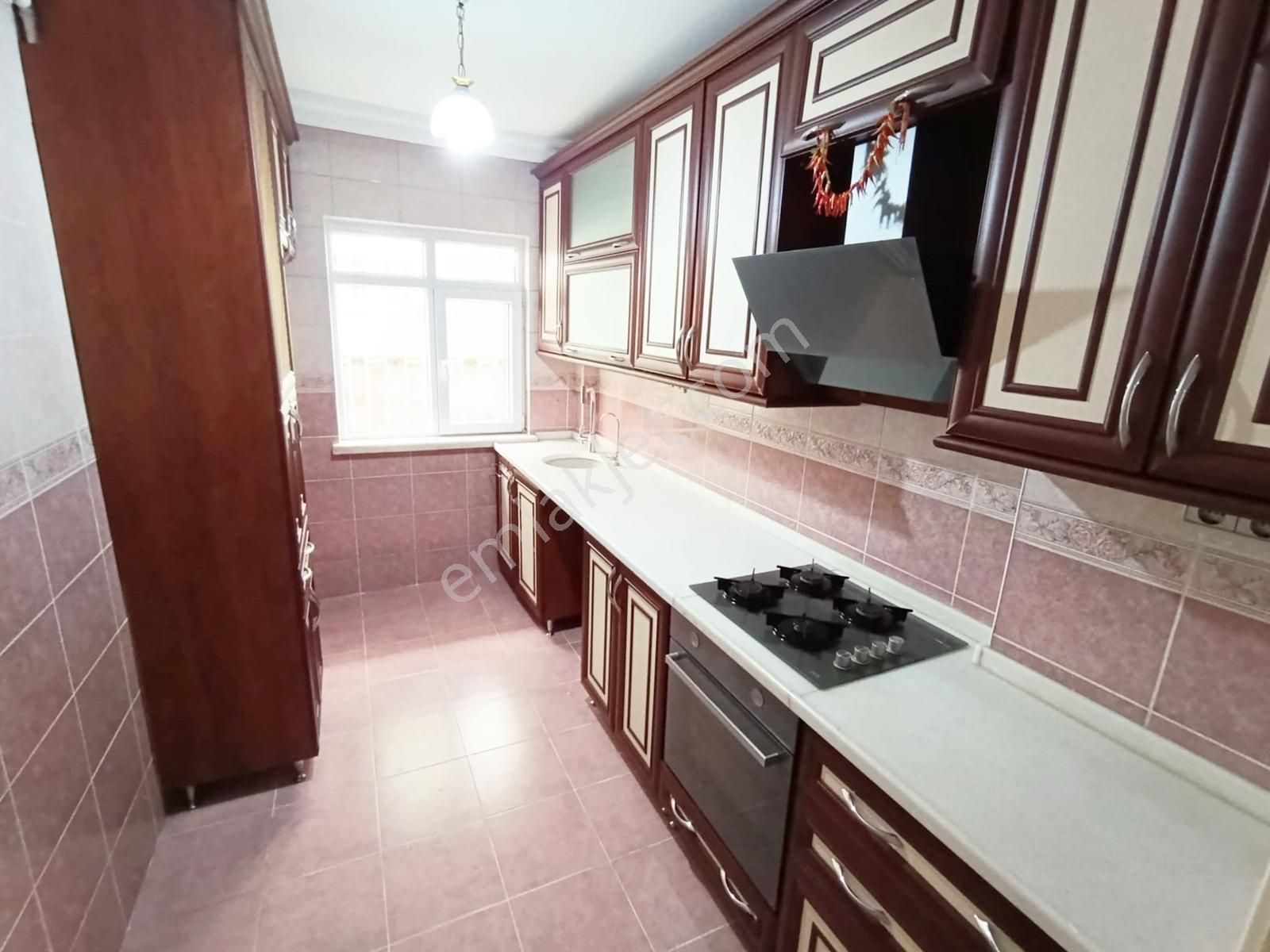 Ufuk Özdemir'den Fatih Caddesine Yakın 3+1 Giriş Kat Bağımsız - Görsel 28