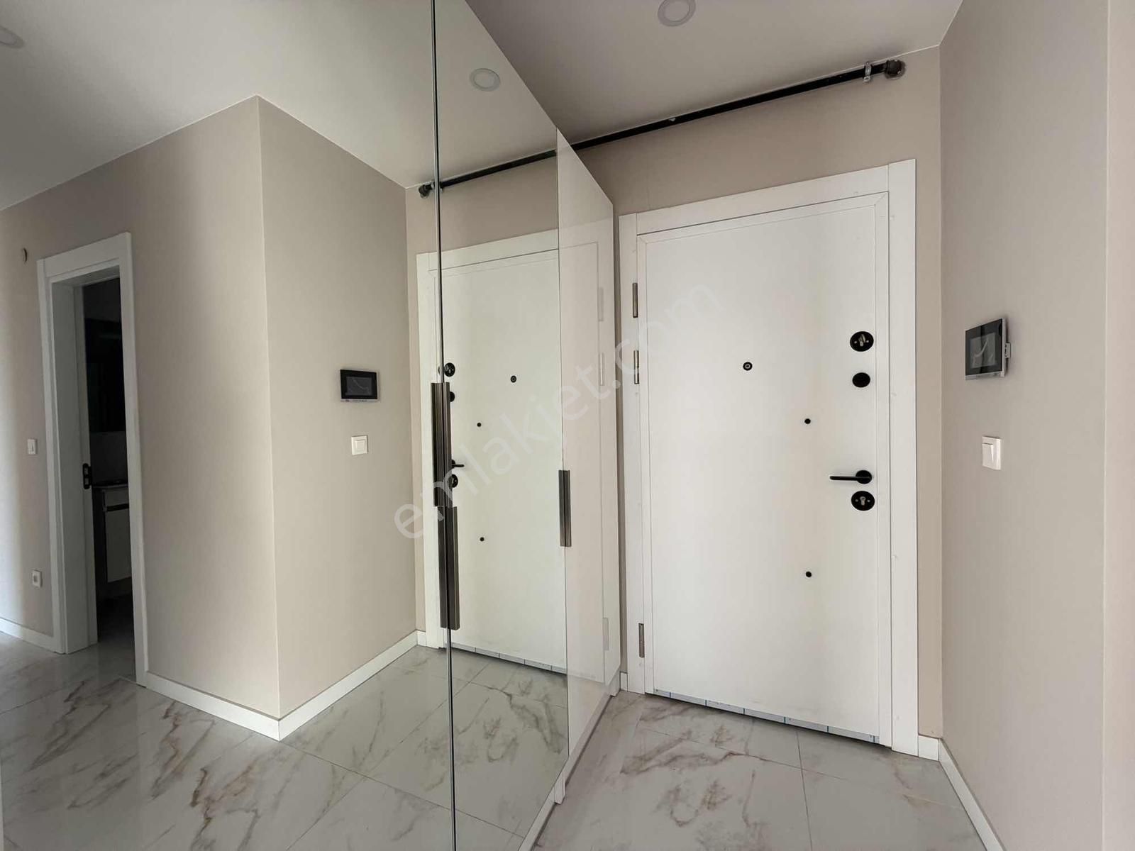 Turyap'tan Suadiye Kaptan Arif'te Site İçerisinde Balkonlu 3+1 - Görsel 7