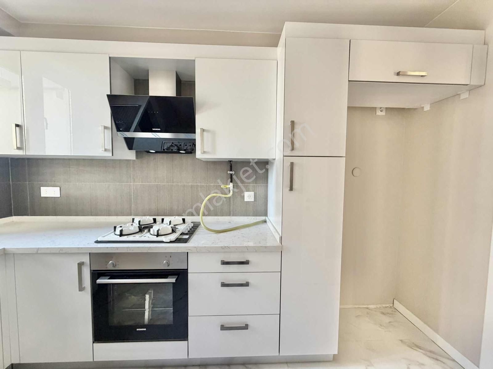 Turyap'tan Suadiye Kaptan Arif'te Site İçerisinde Balkonlu 3+1 - Görsel 6