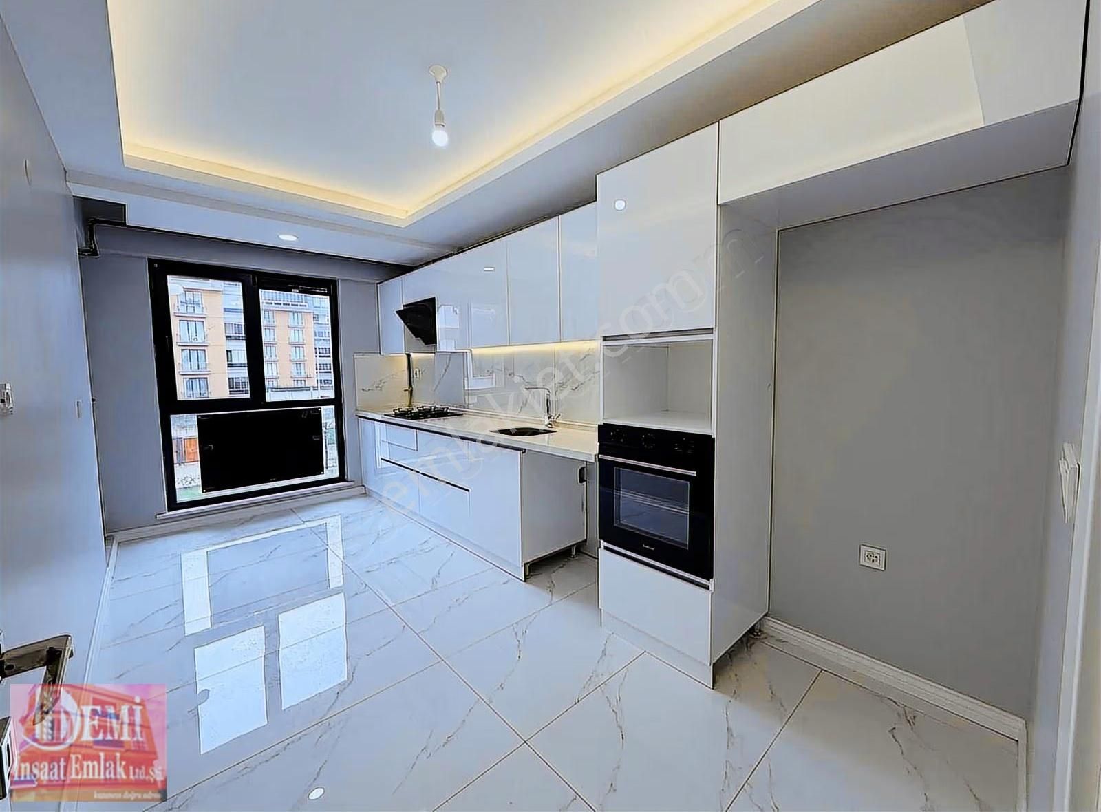 Nilüfer Kayapa Bulvarda 3+1 Havuzlu Ultra Lüxs Arakat Daire - Görsel 13