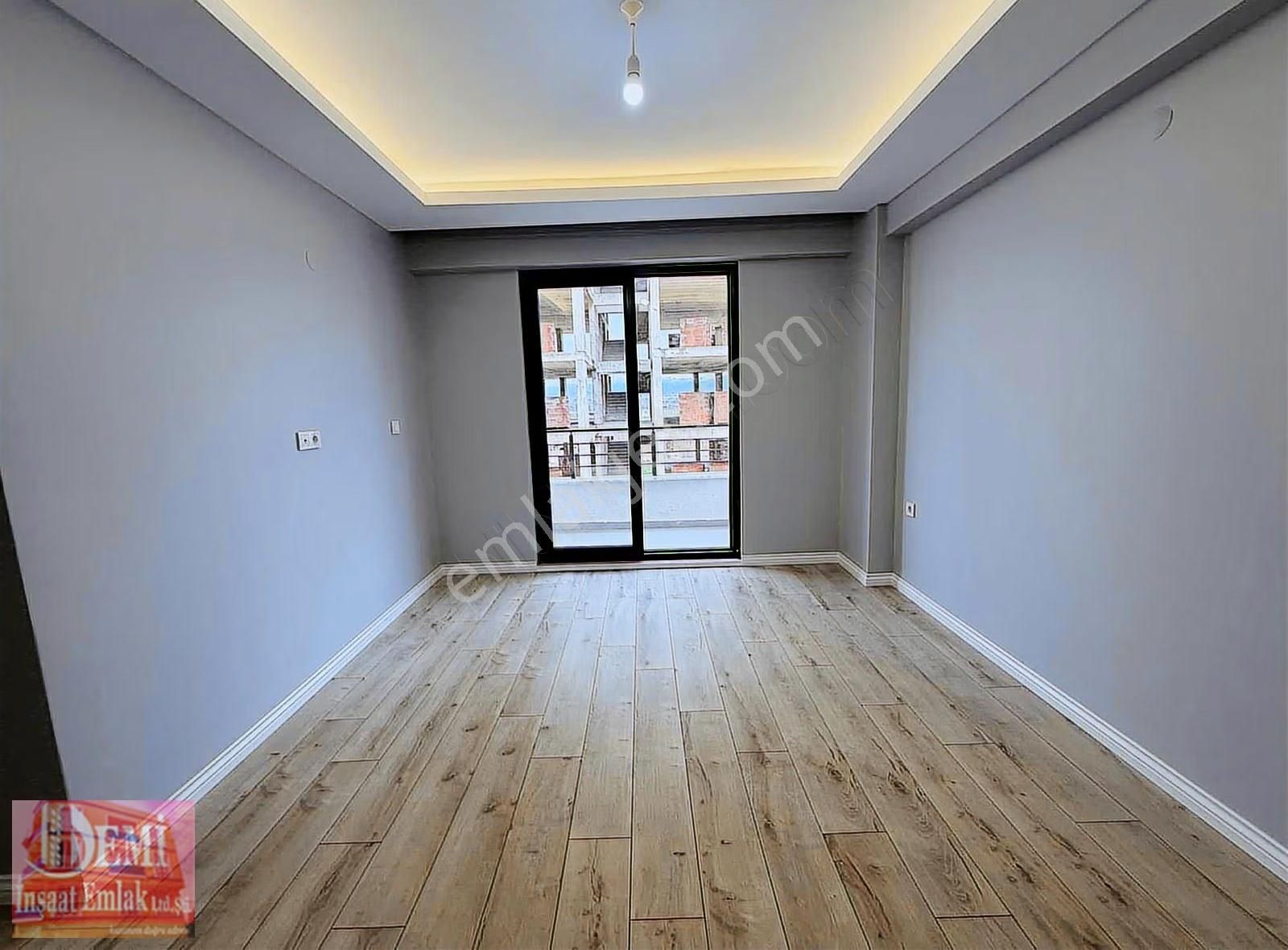 Nilüfer Kayapa Bulvarda 3+1 Havuzlu Ultra Lüxs Arakat Daire - Görsel 3