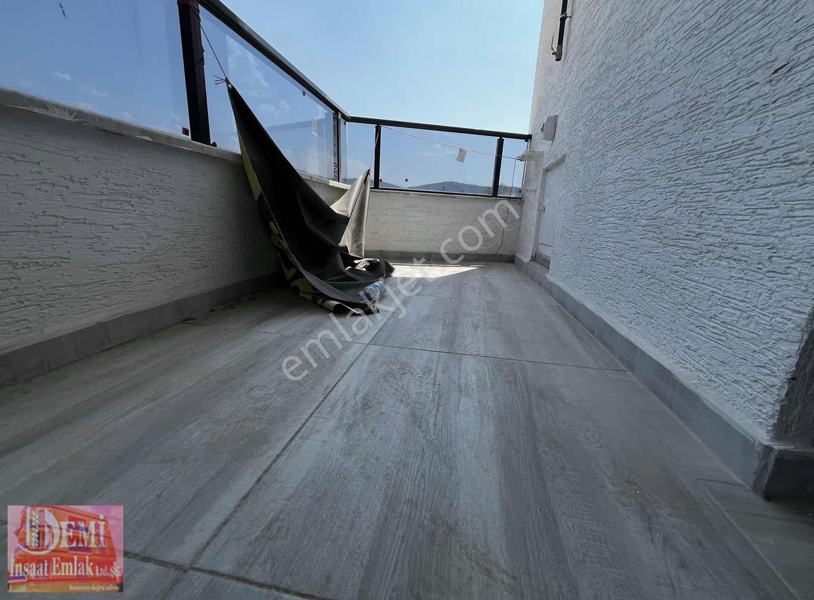 Barbaros Caddesi Üzerinde Ön Cephe Sıfır 2+1 Asansörlü Daire - Görsel 19