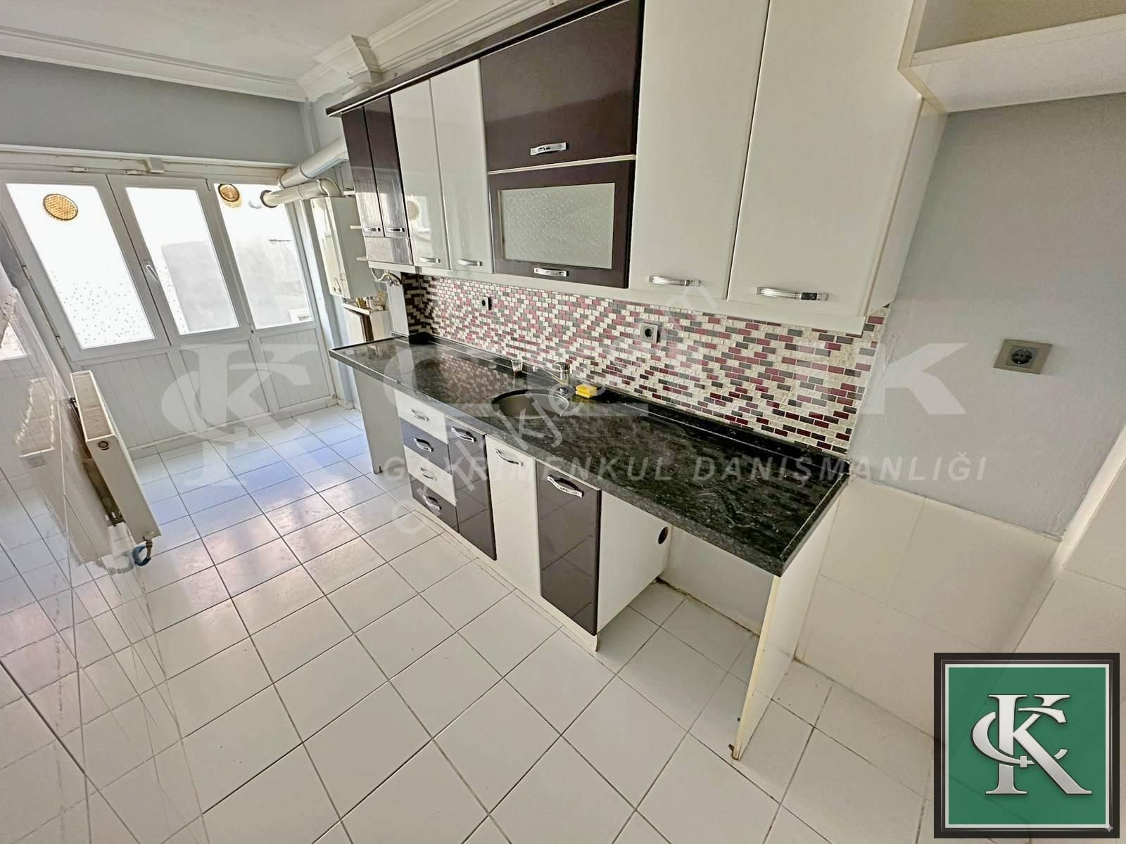 Çelik Emlaktan 17 Eylül Mah 2+1 85m2 Arakat Satılk Daire!!