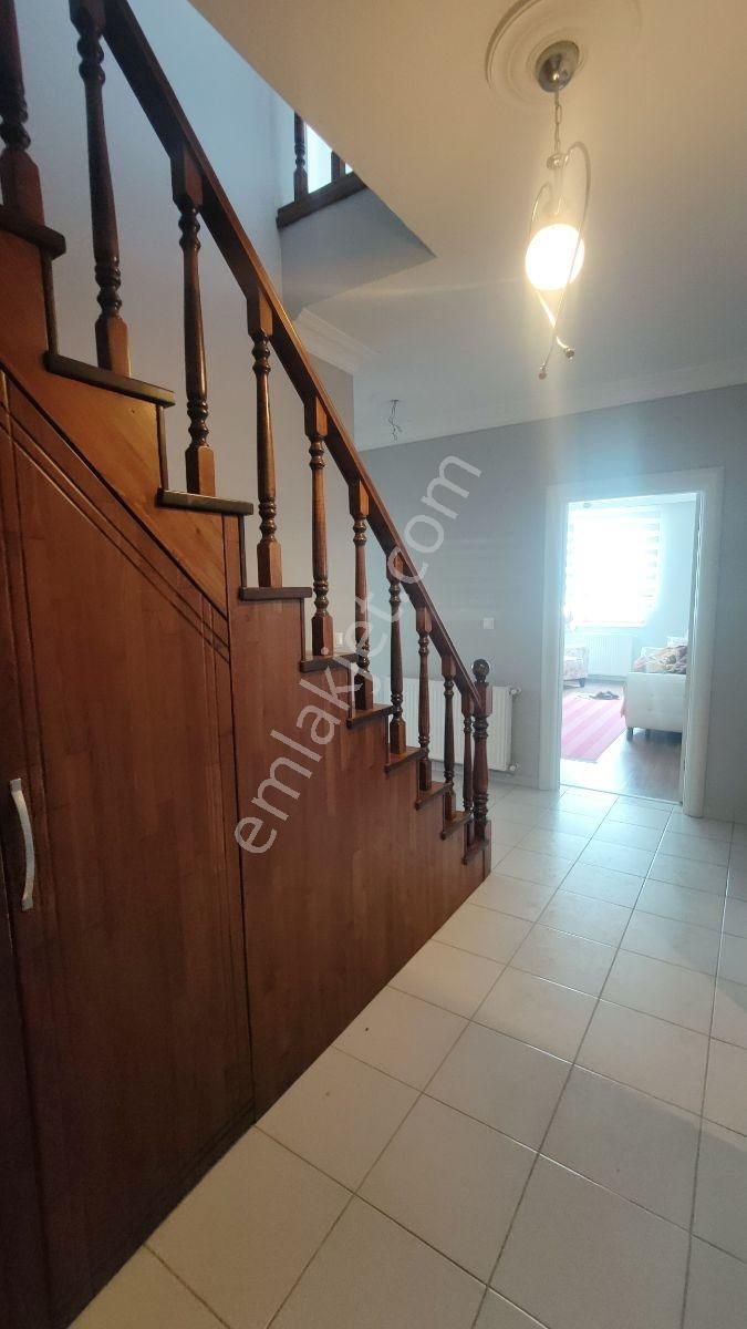 Çiftlikköy Mehmetakif 6+1 Dubleks Yeni Binada Asansörlü 350m2 - Görsel 9