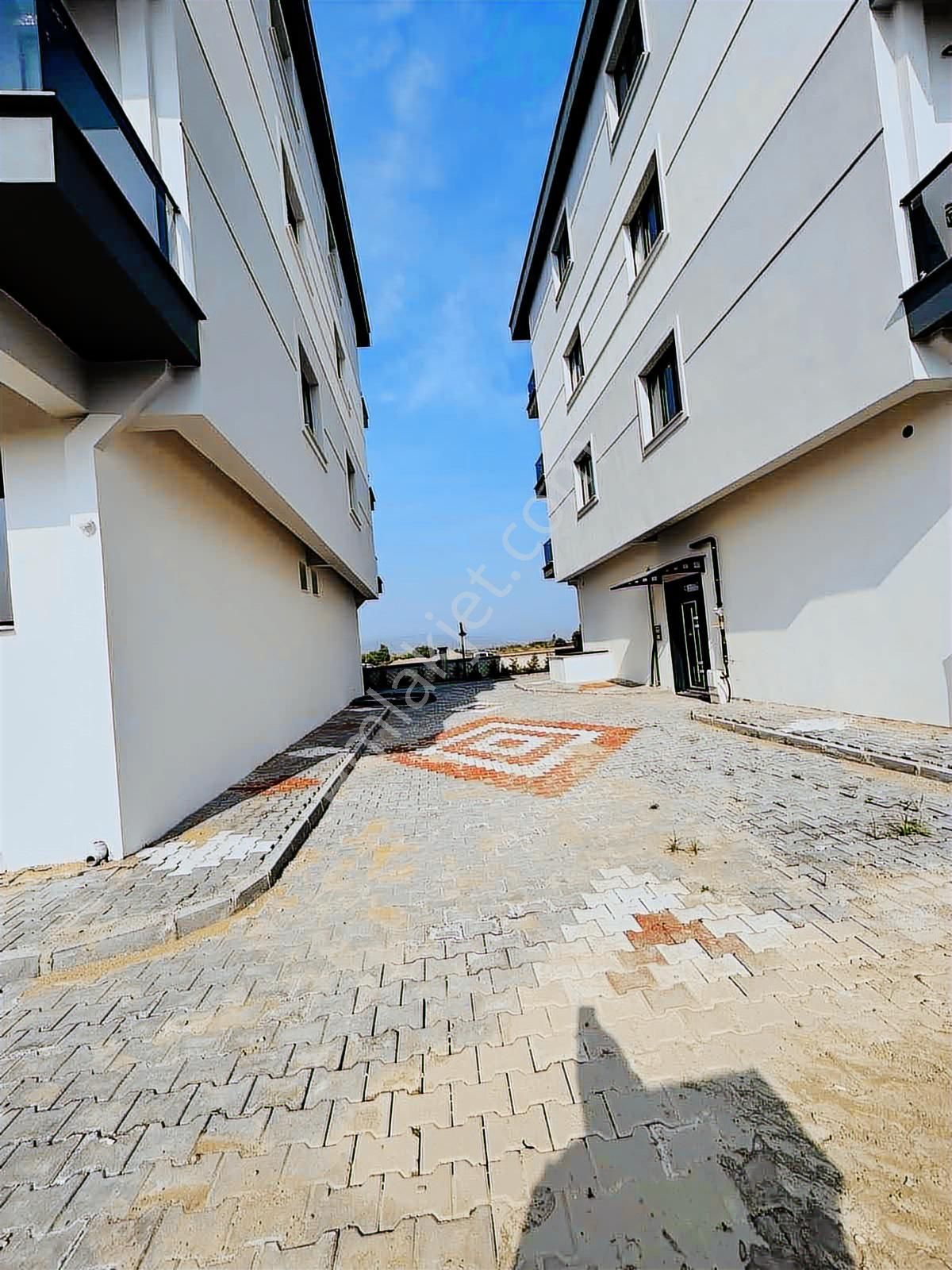 Emlak Center'dan Site İçinde Satılık 1+1 Daire - Görsel 12