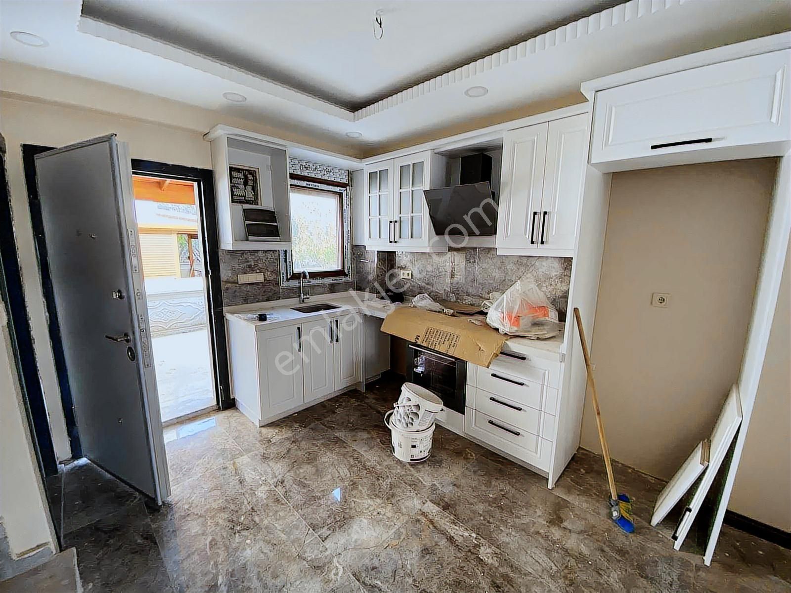 Dağlı !gayrimenkul'den Altınova Sahilde 3+1 Fırsat Villa - Görsel 12