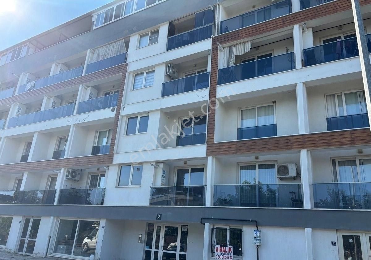 Aydın Nazilli Otogar Karşısı Merkezde Site İçi Arakat Dublex Doğalgaz Asansörlü 3+1 Daire