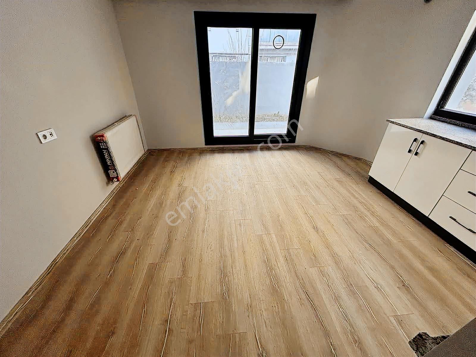 Muradiyede Satılık 1+1 Taşınmaya Hazır - Görsel 14