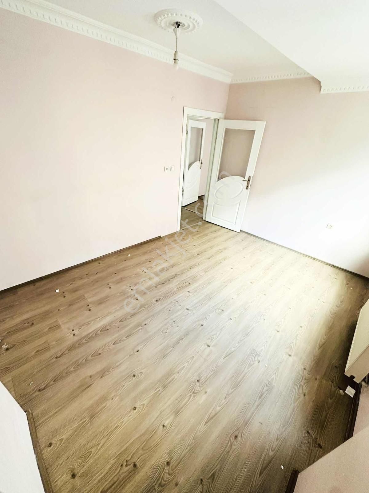 Yoldaş İnş Kiralık 2+1 95 M2 3.kat Daire - Görsel 8