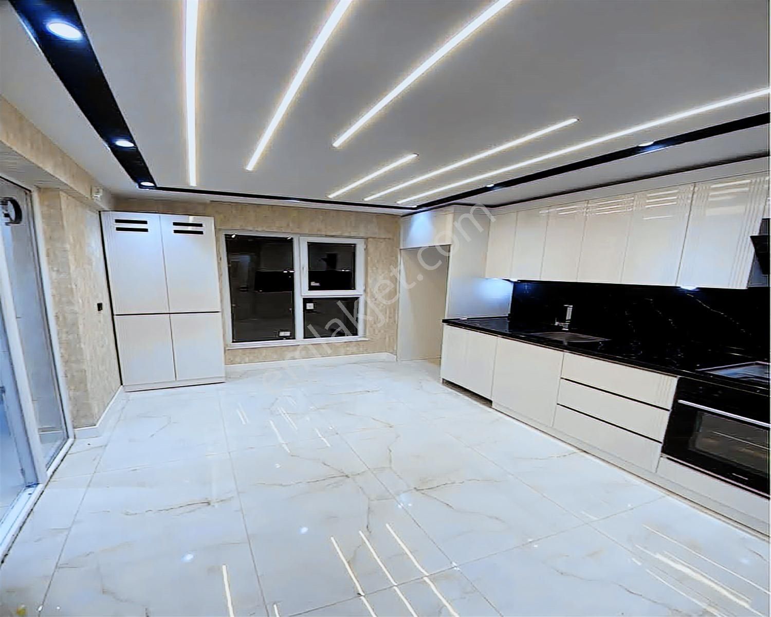 Batı Yapıdan Lüks Tasarımlı Haftanın Fırsat Dairesi 2+1 A.kat - Görsel 8