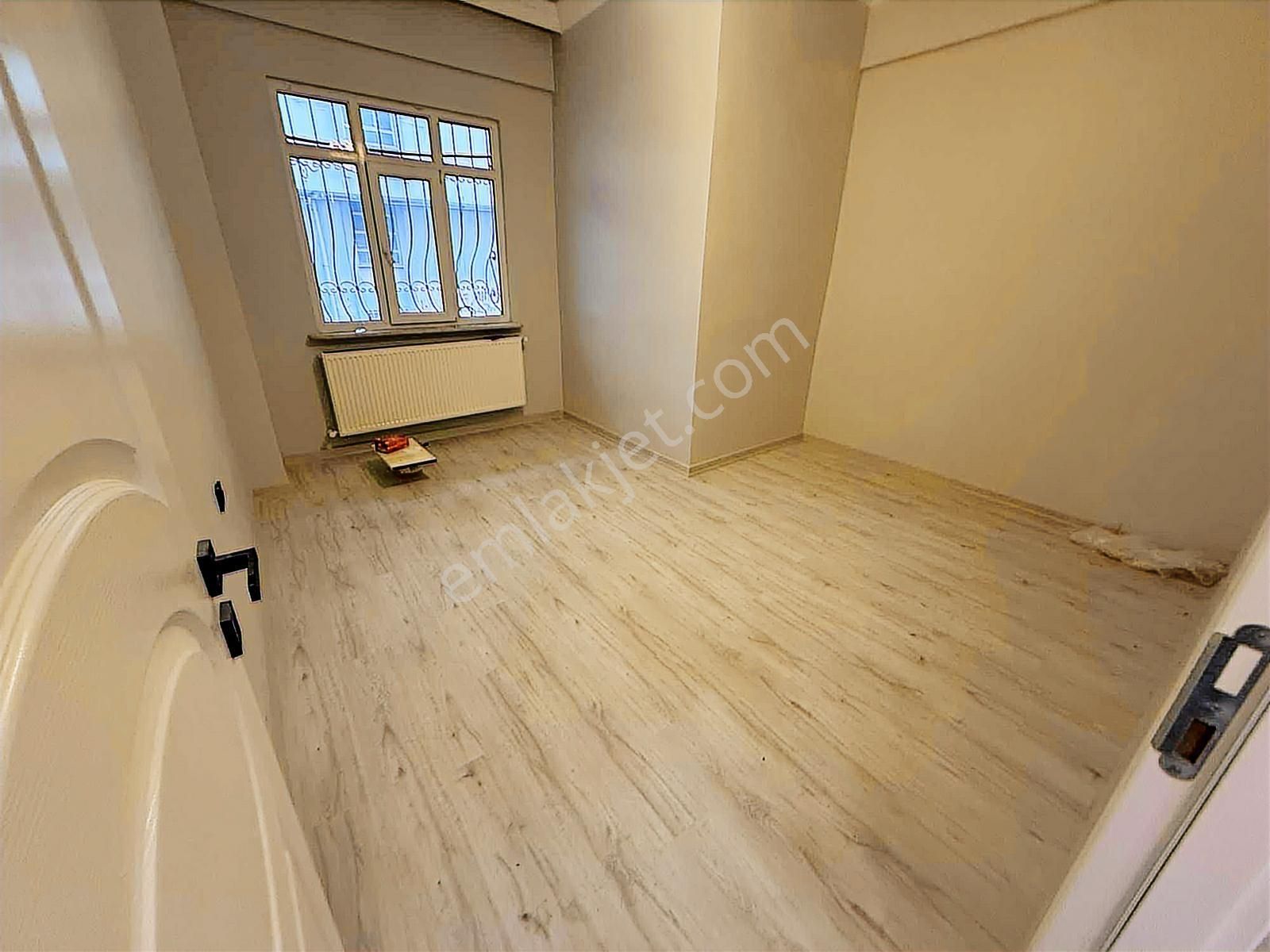 Pusula İnşaatan İ,paşa Mah Cadeye 1dakika Mesafede Yüksek Giriş - Görsel 3