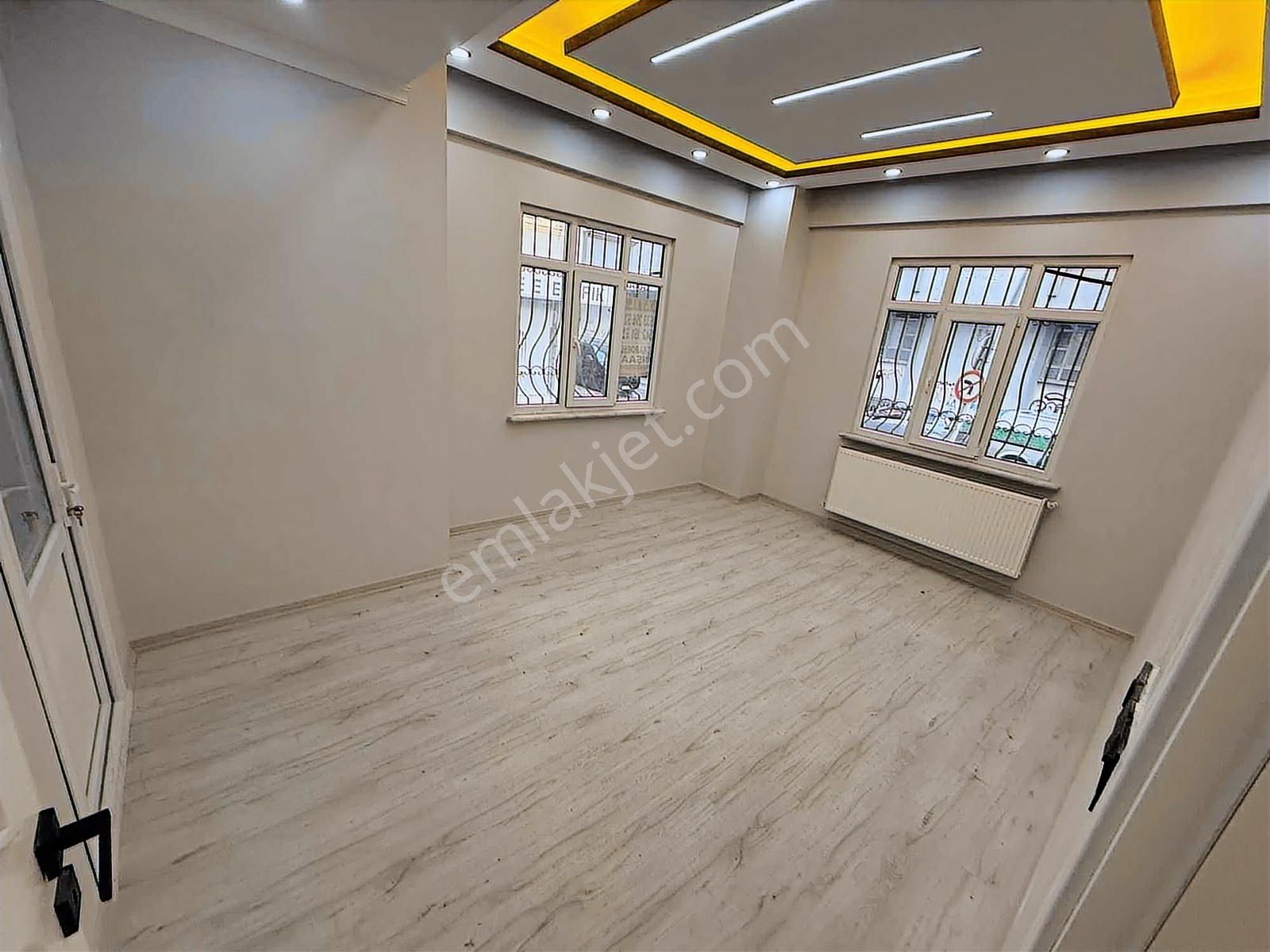 Pusula İnşaatan İ,paşa Mah Cadeye 1dakika Mesafede Yüksek Giriş - Görsel 17