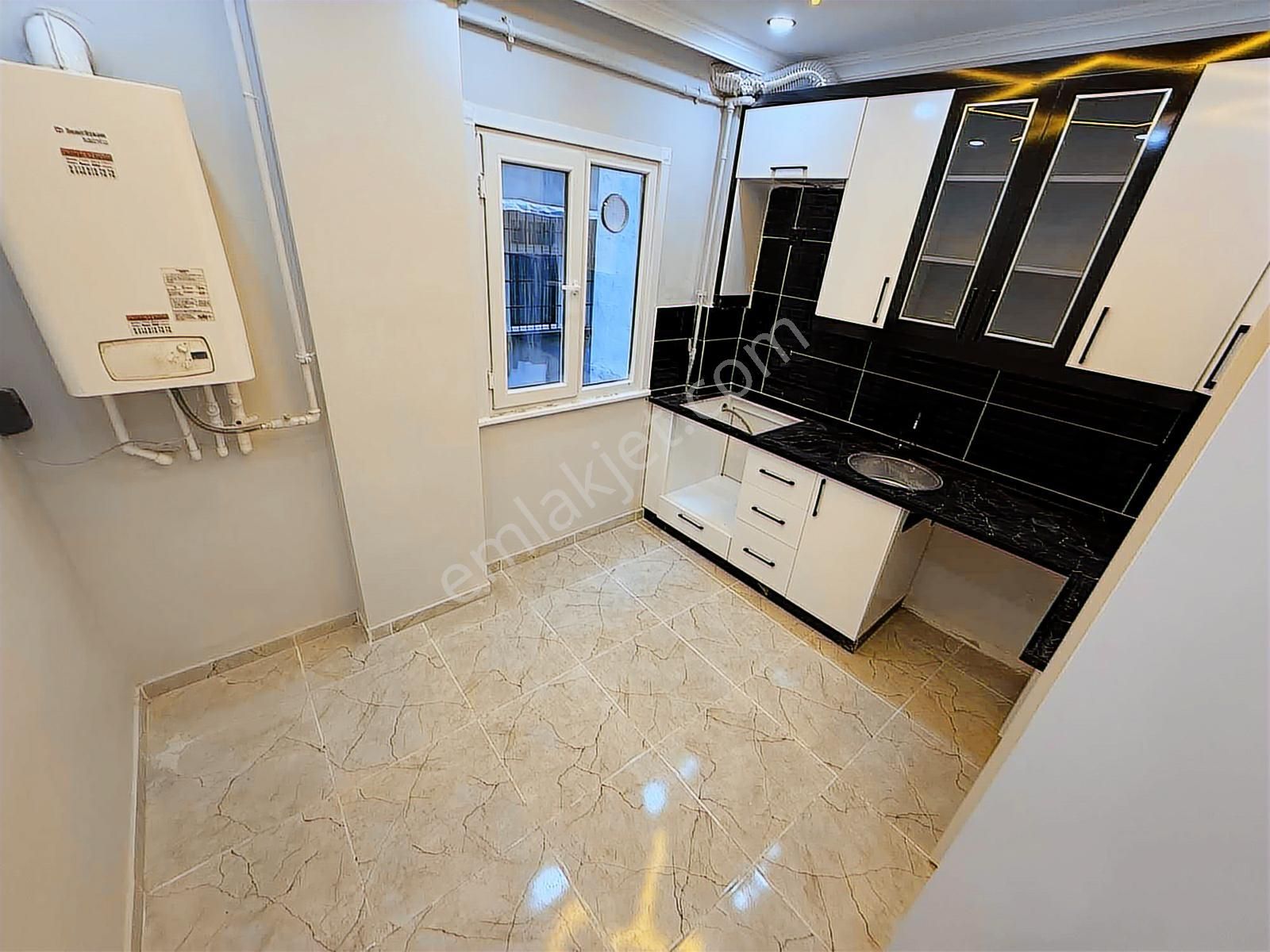 Pusula İnşaatan İ,paşa Mah Cadeye 1dakika Mesafede Yüksek Giriş - Görsel 11