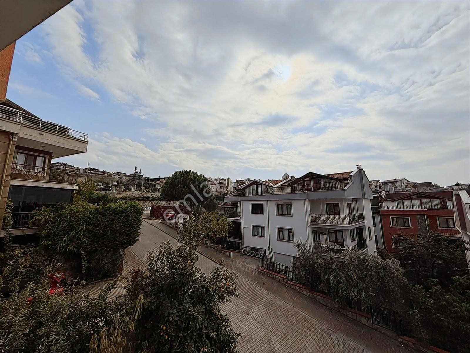 Bm Real Estate Gümüştepe Adakent 2'de Satılık Bakımlı 5+1 Villa - Görsel 33