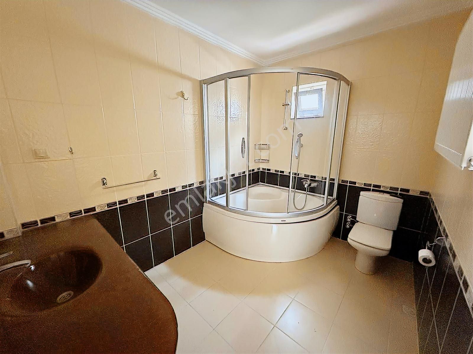 Bm Real Estate Gümüştepe Satılık Bakımlı 5+1 Müstakil Ev - Görsel 34