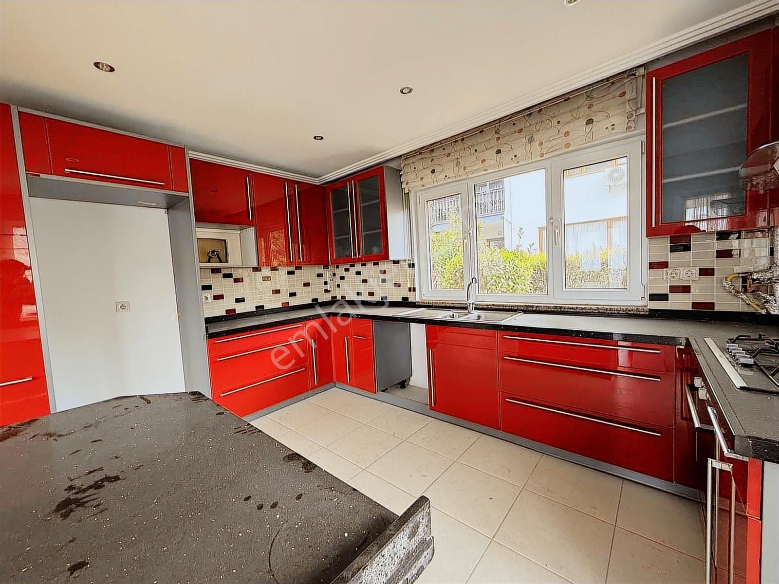 Bm Real Estate Gümüştepe Satılık Bakımlı 5+1 Müstakil Ev - Görsel 2