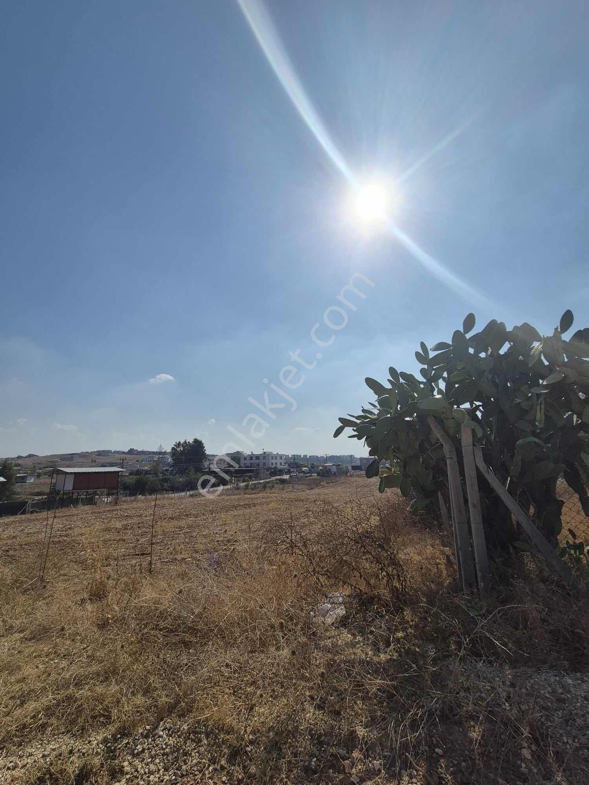 Bayramhacılı'da Bul.üzeri Kıs Göl Manzaralı 210 M Satılık Arsa