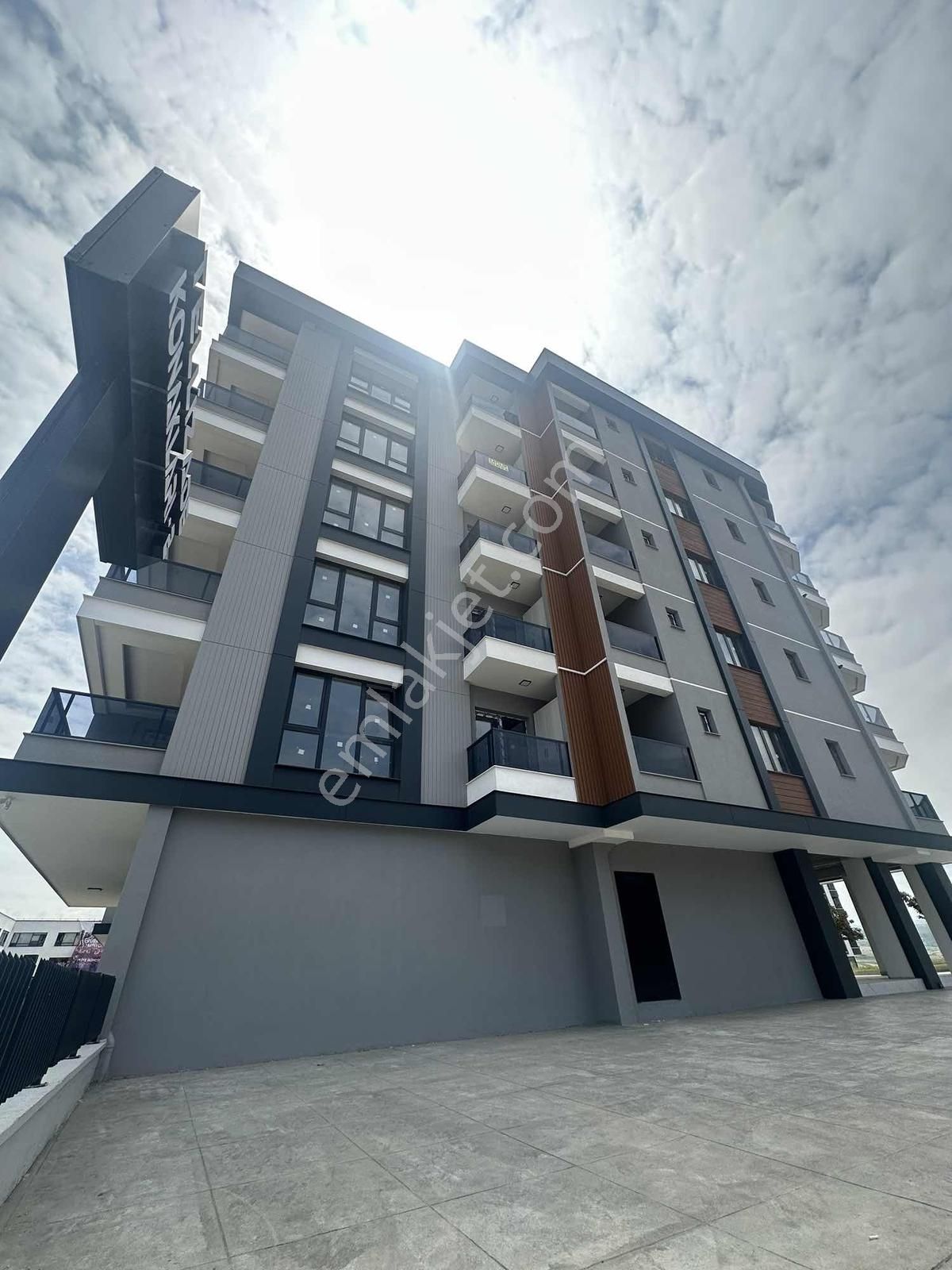 Truva'dan Gökdelenler Bölgesi/site İçinde Satılık Ultra Lüks 2+1