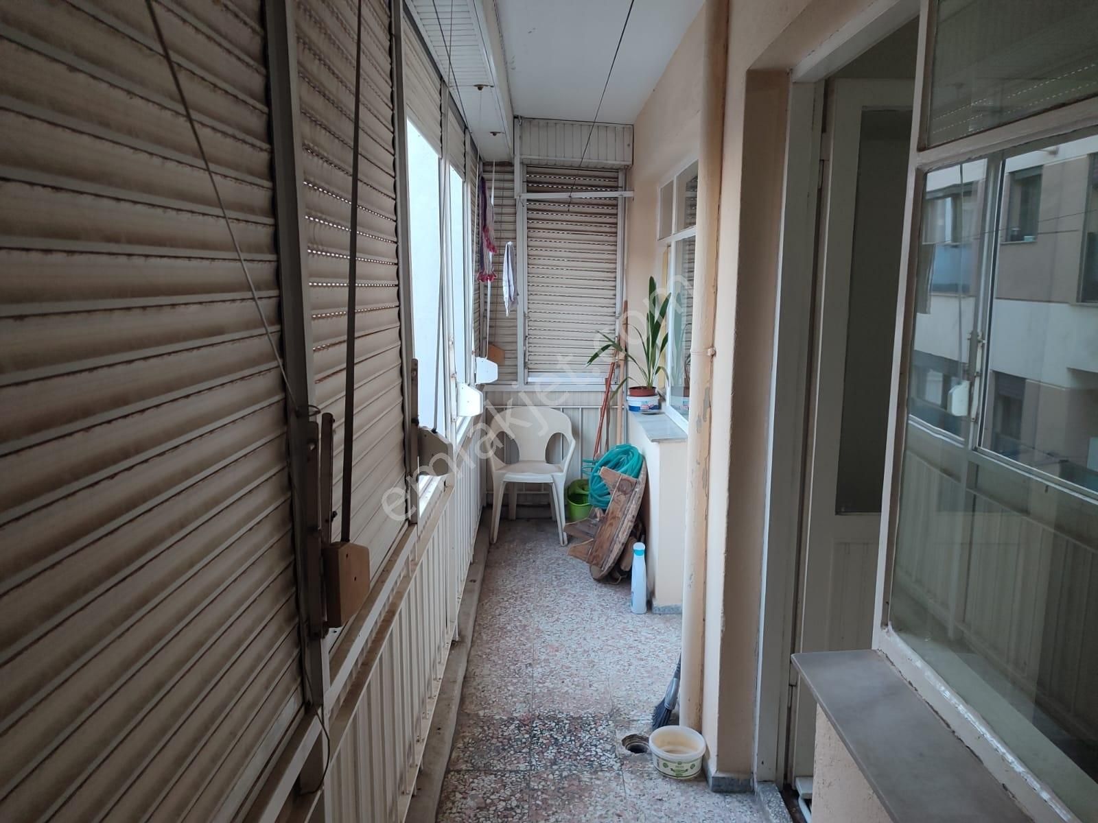 Karabağlar Esenlik Mahallesinde Satılık 3+1 Daire - Görsel 12