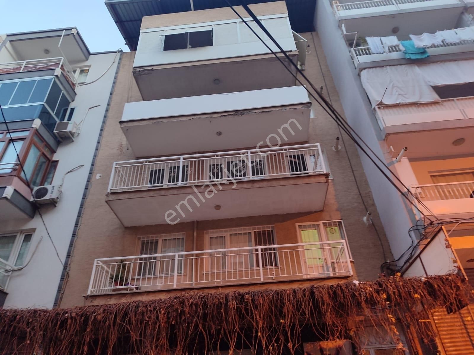 Karabağlar Esenlik Mahallesinde Satılık 3+1 Daire - Görsel 22