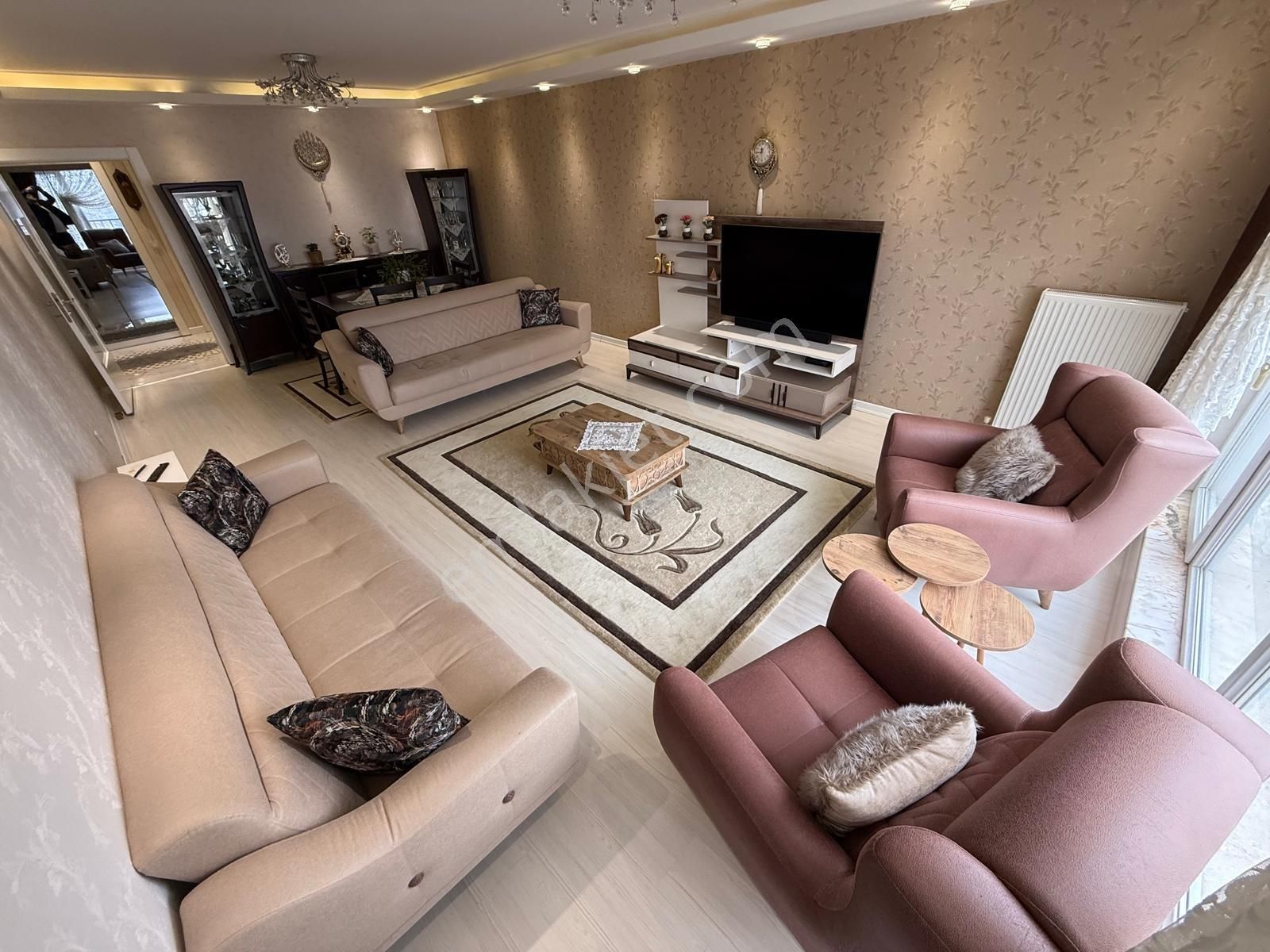Rota'dan Ş.hastanesi Yakını Ank.manzaralı 15.kat U.lüx 200m2 4+1 - Görsel 6