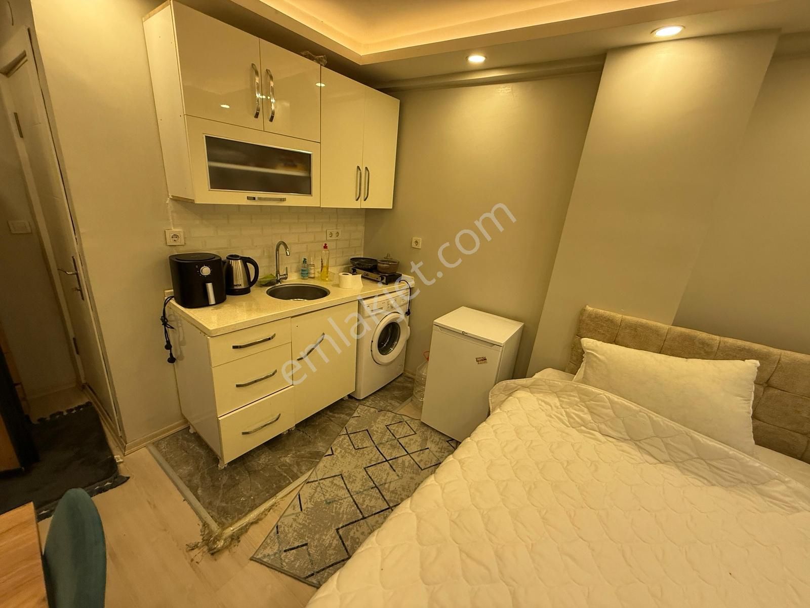 Para'dn Full Yeni Eşyali Metro/büs 8 Dk 1+0 Daire - Görsel 10