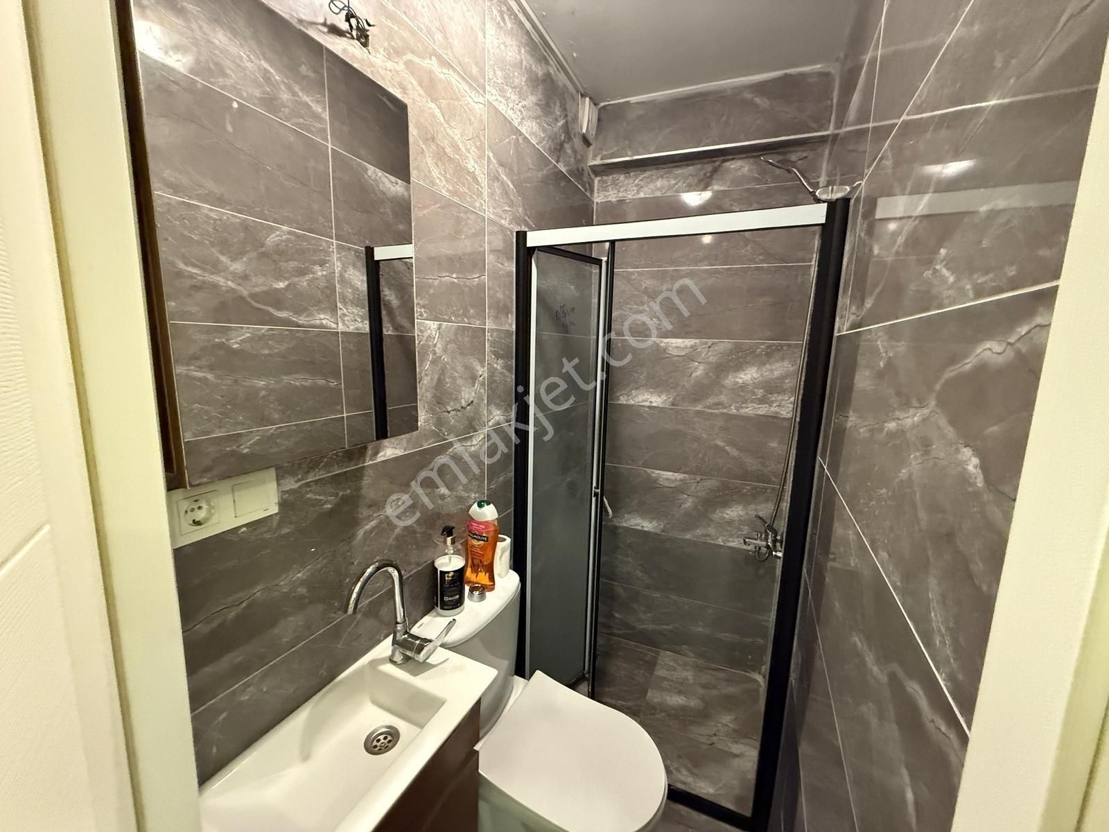 Para'dn Full Yeni Eşyali Metro/büs 8 Dk 1+0 Daire - Görsel 7