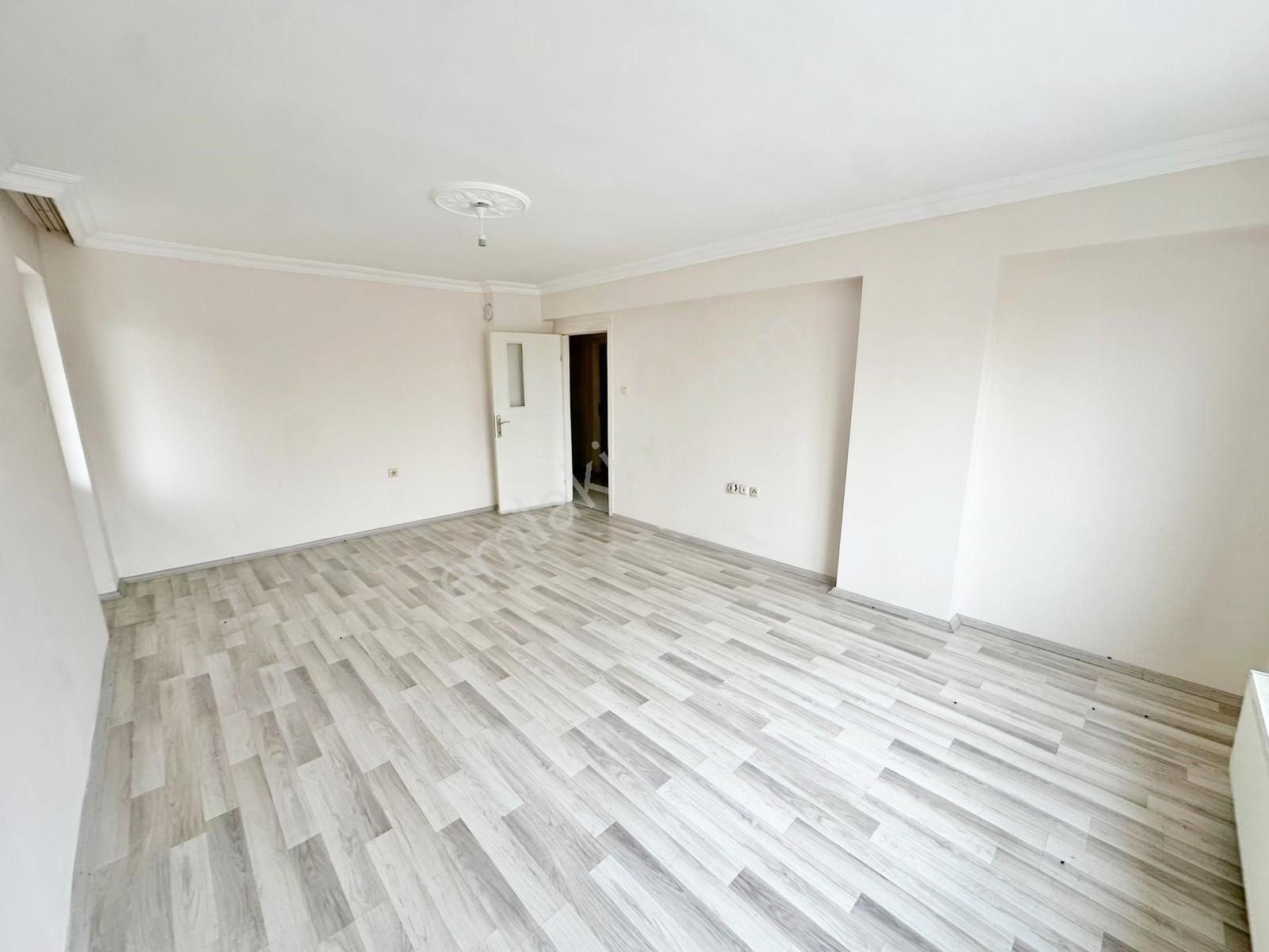 ▀▄merkez▀▄ Ana Cadde Üzeri Ara Katta Cepheleri Açık - Görsel 29